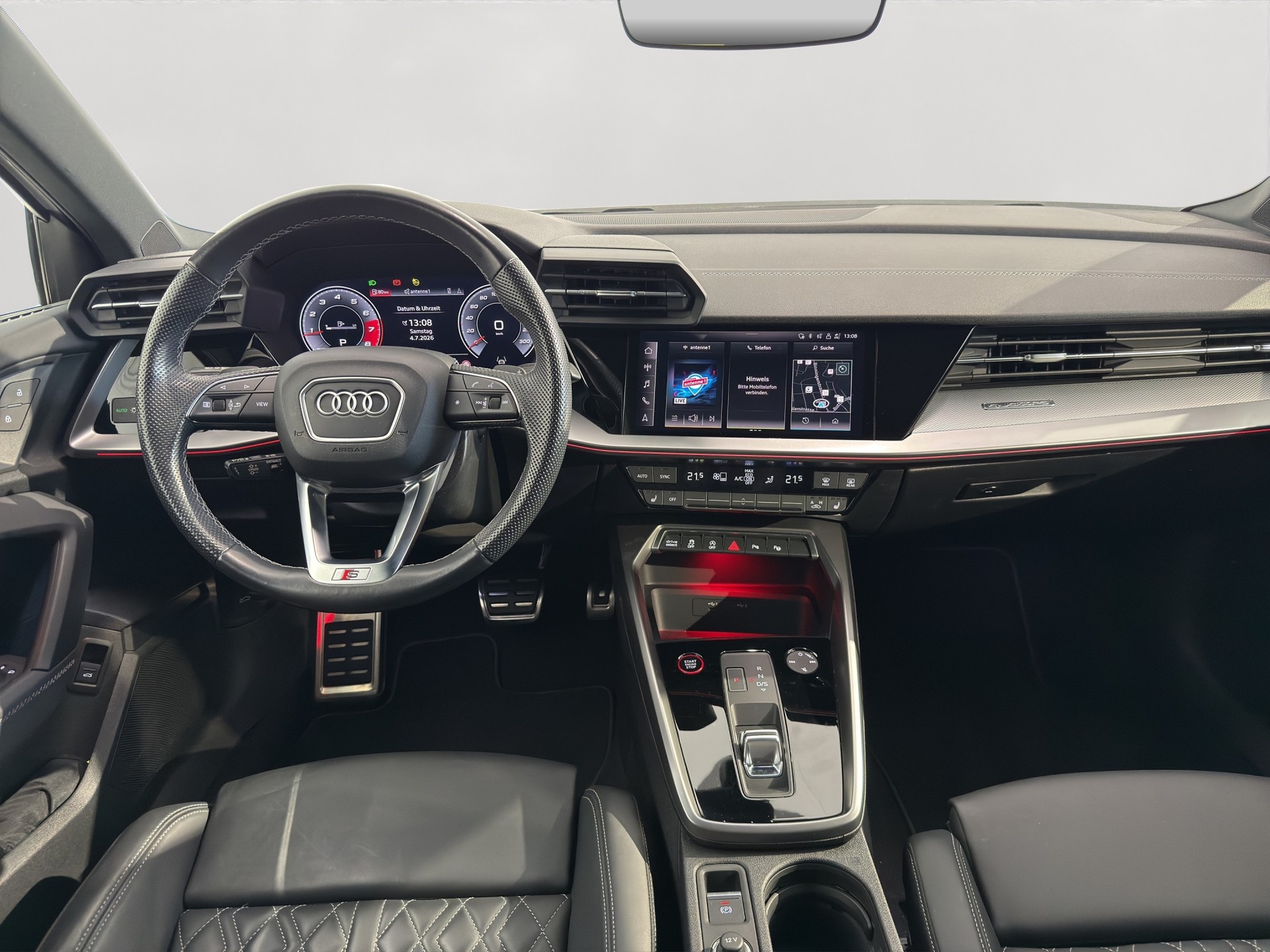 AUDI S3 Sportback 2.0 TFSI quattro S-tronic-image-7