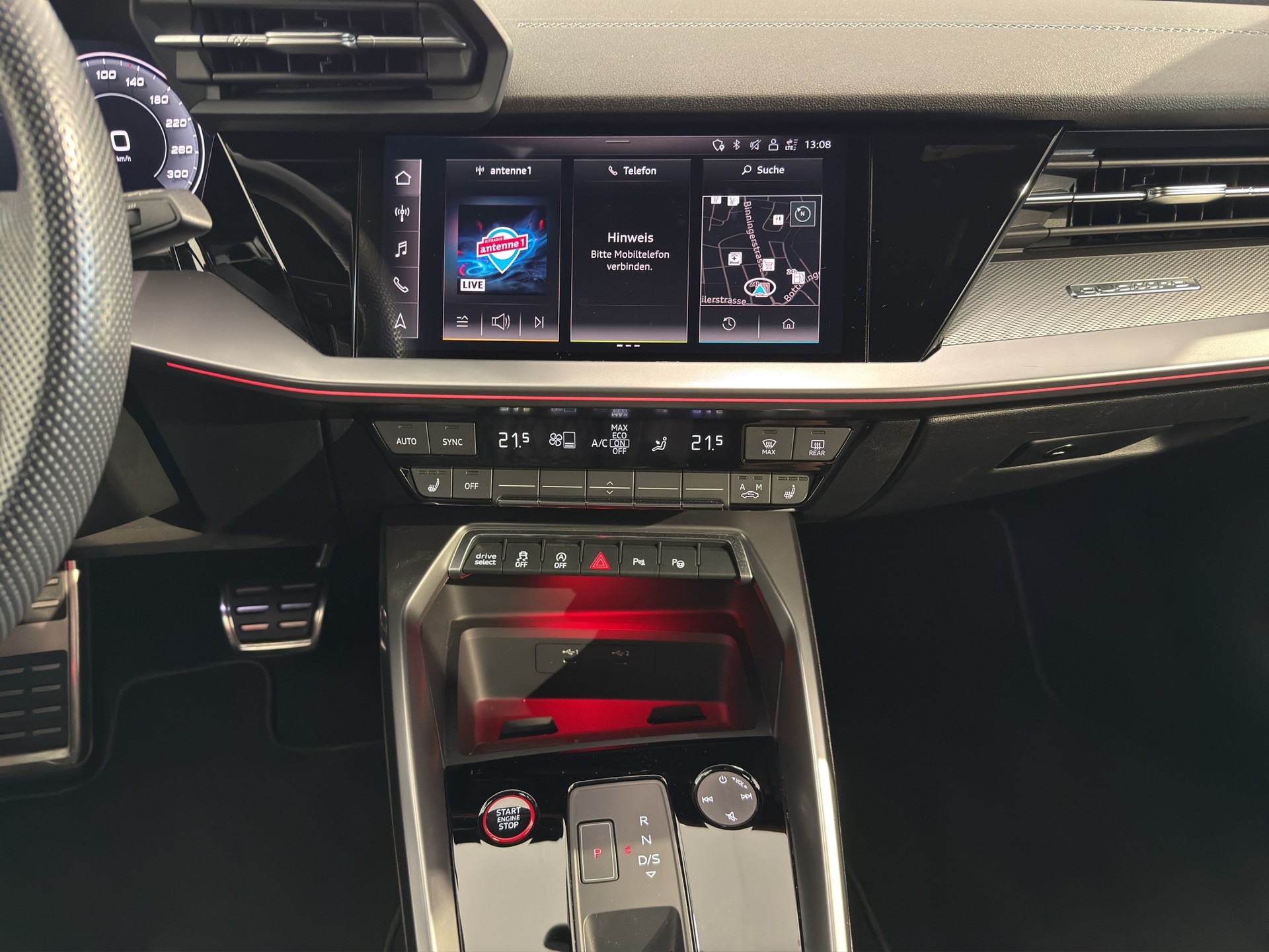 AUDI S3 Sportback 2.0 TFSI quattro S-tronic-image-9