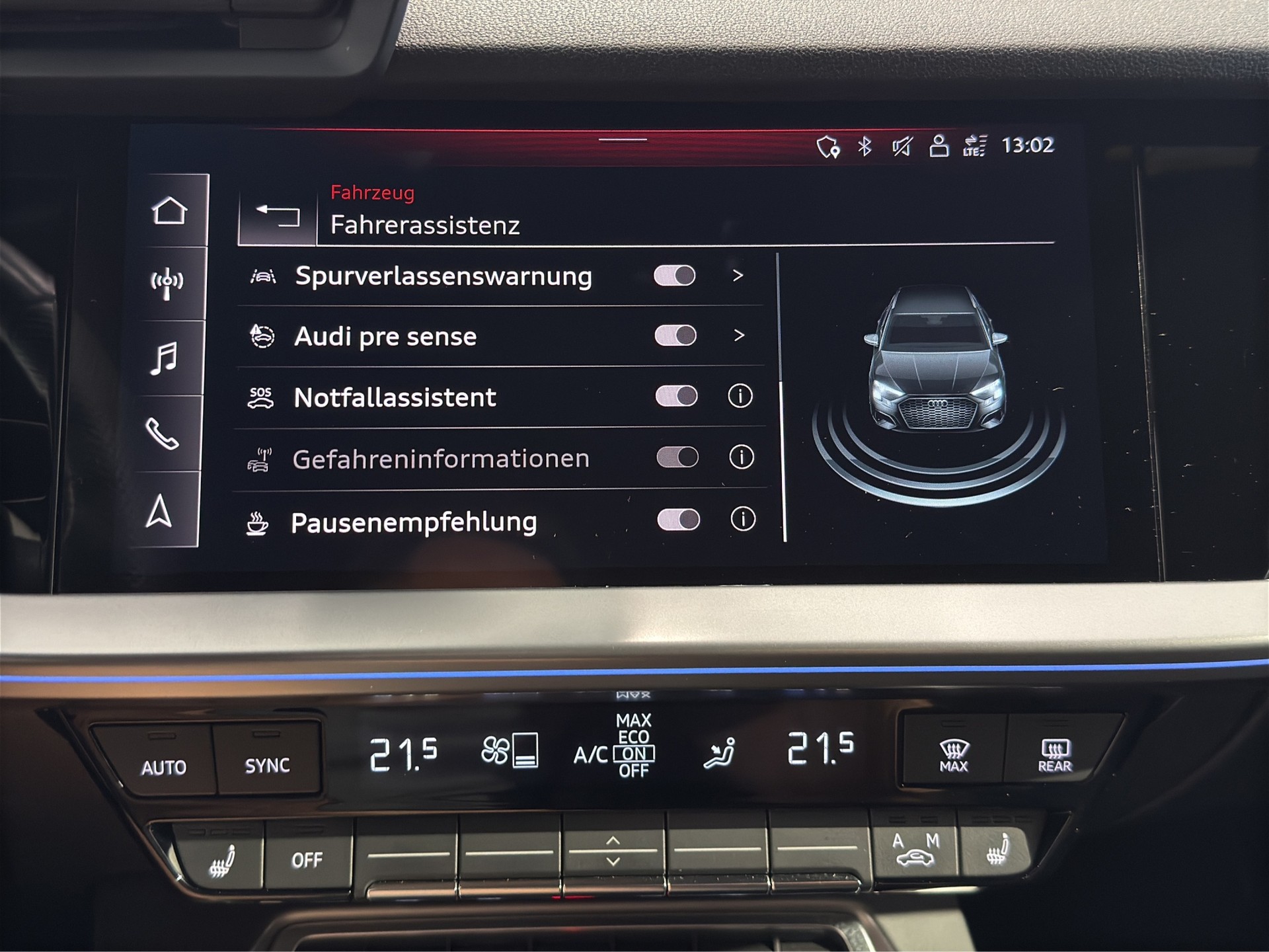 AUDI S3 Sportback 2.0 TFSI quattro S-tronic-image-19