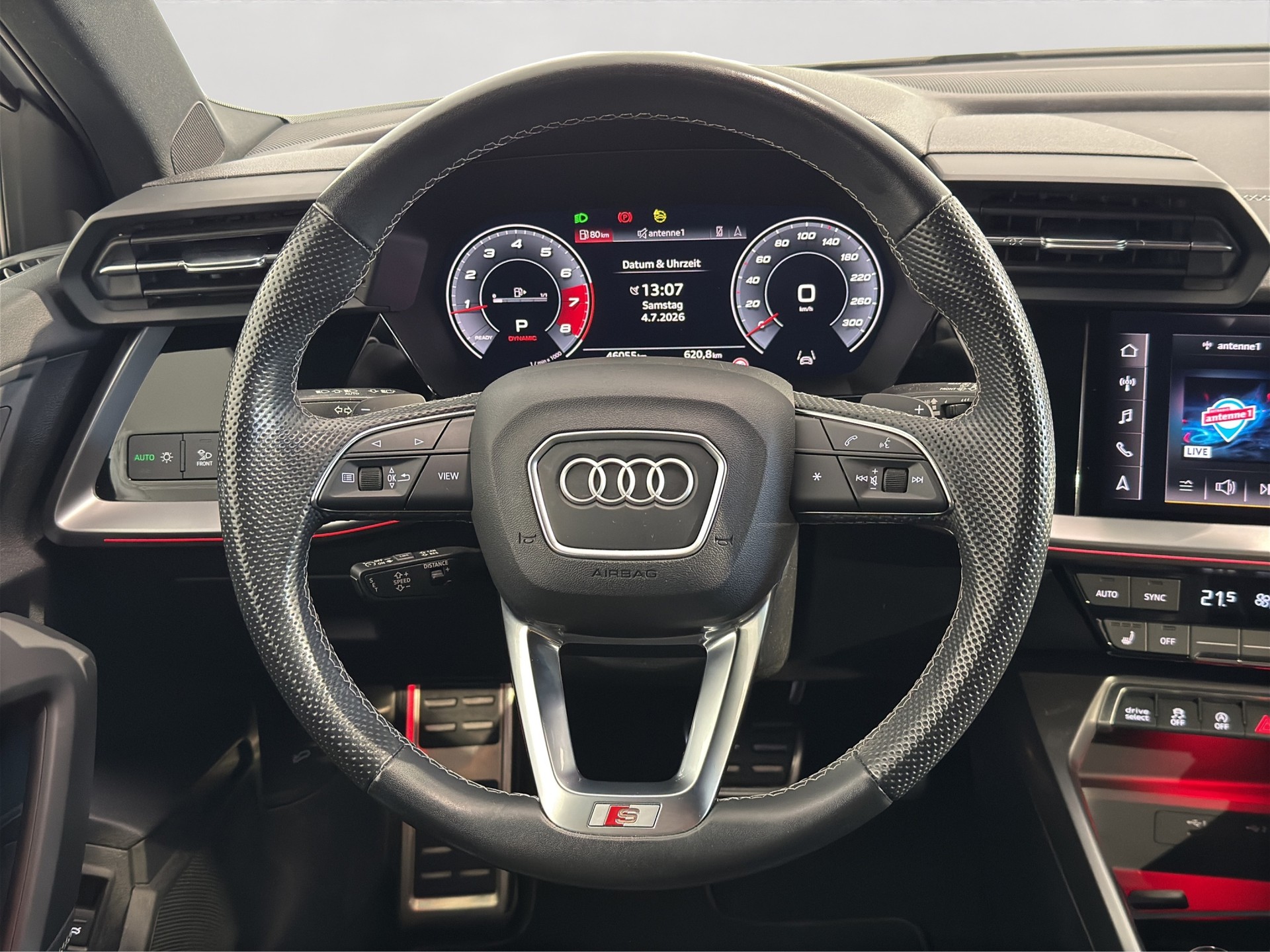 AUDI S3 Sportback 2.0 TFSI quattro S-tronic-image-10
