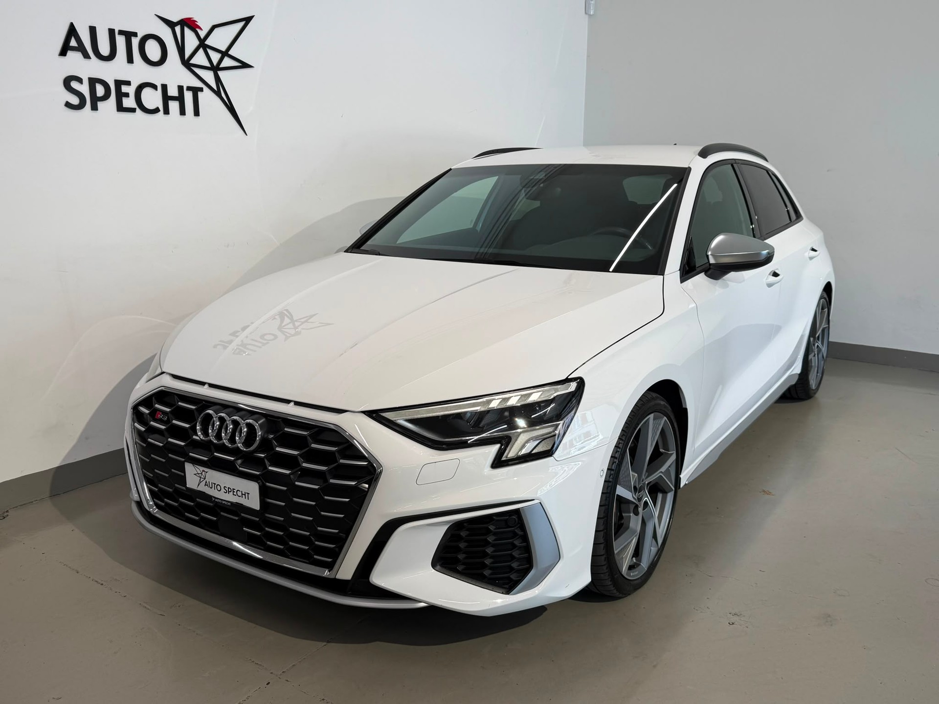 AUDI S3 Sportback 2.0 TFSI quattro S-tronic-image-0