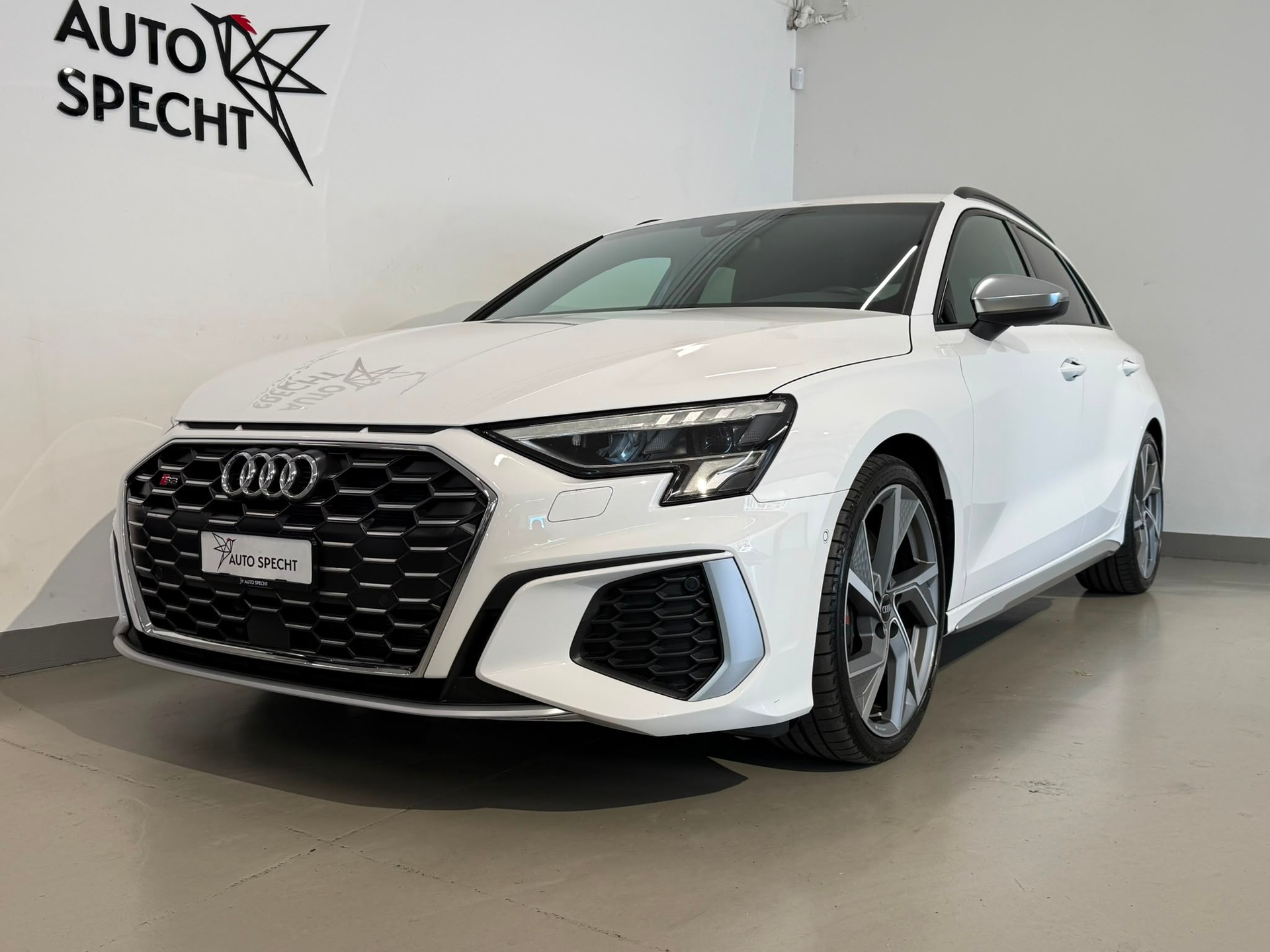 AUDI S3 Sportback 2.0 TFSI quattro S-tronic-image-1