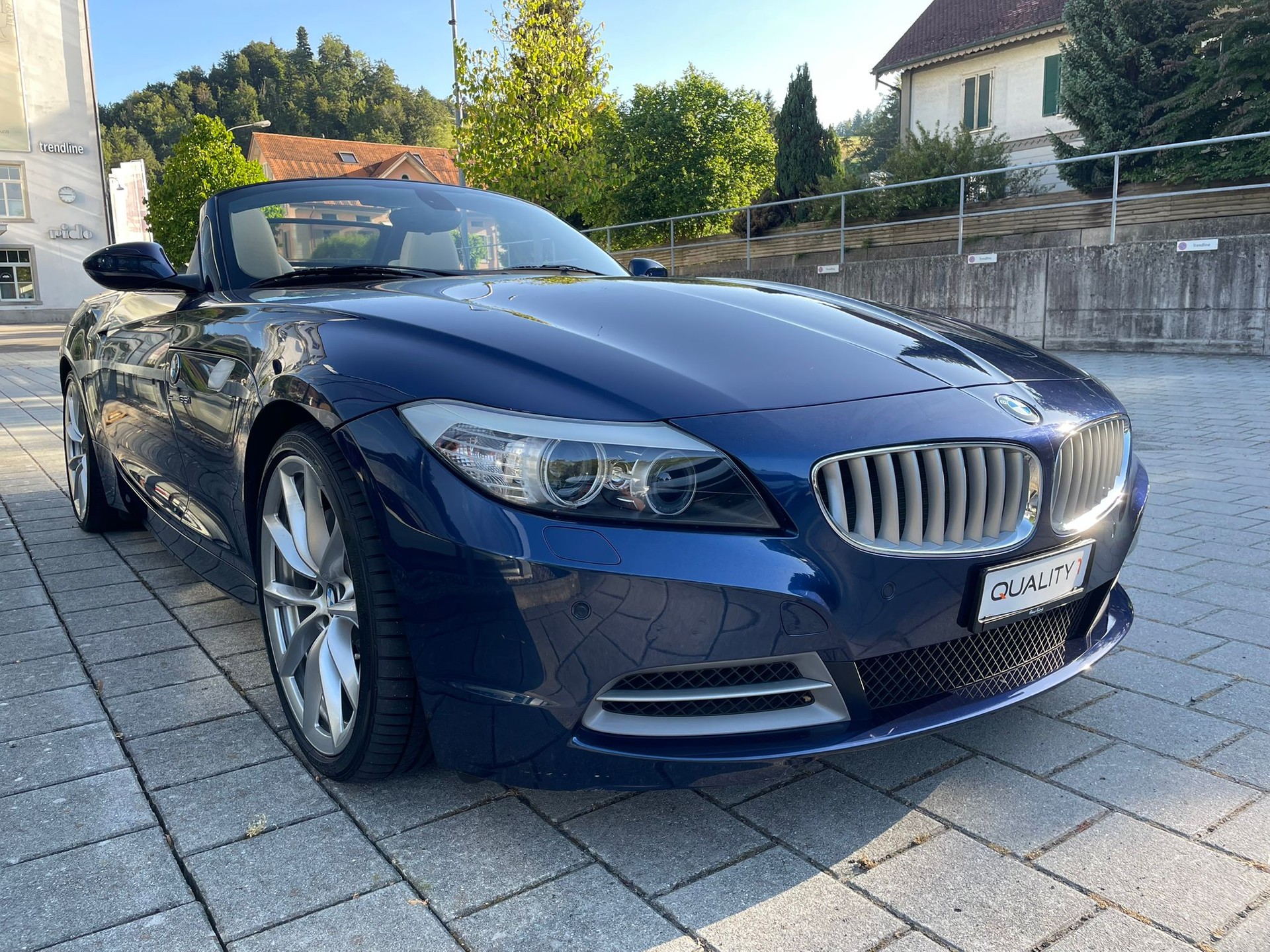 BMW Z4 sDrive35i DKG-image-3