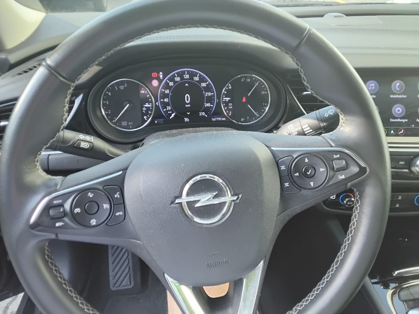 OPEL INSIGNIA-image-1