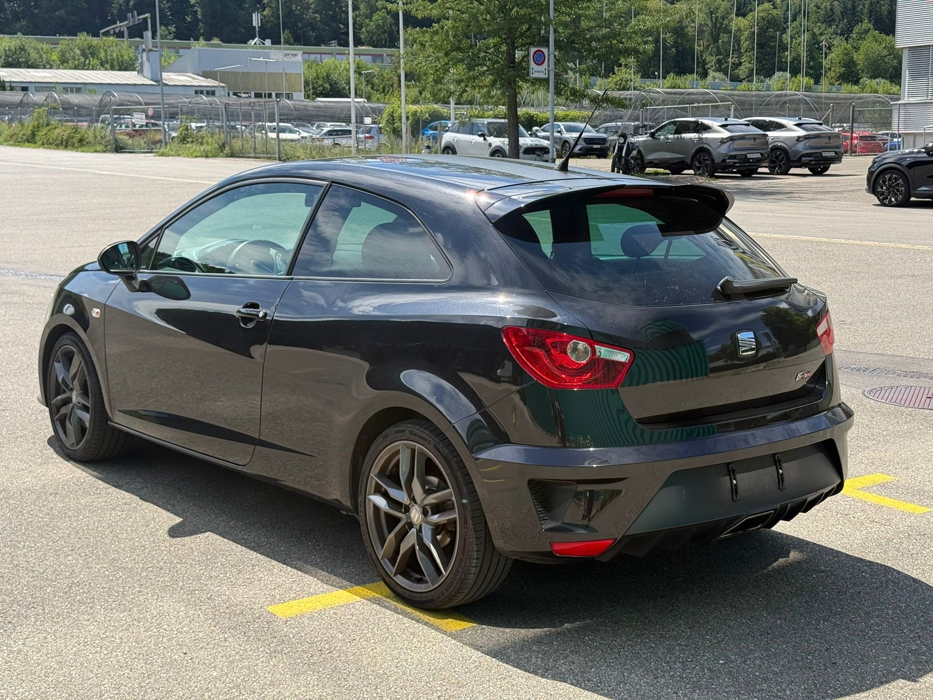 SEAT Ibiza SC 1.4 TSI Cupra R210 Swiss Racing DSG-image-1