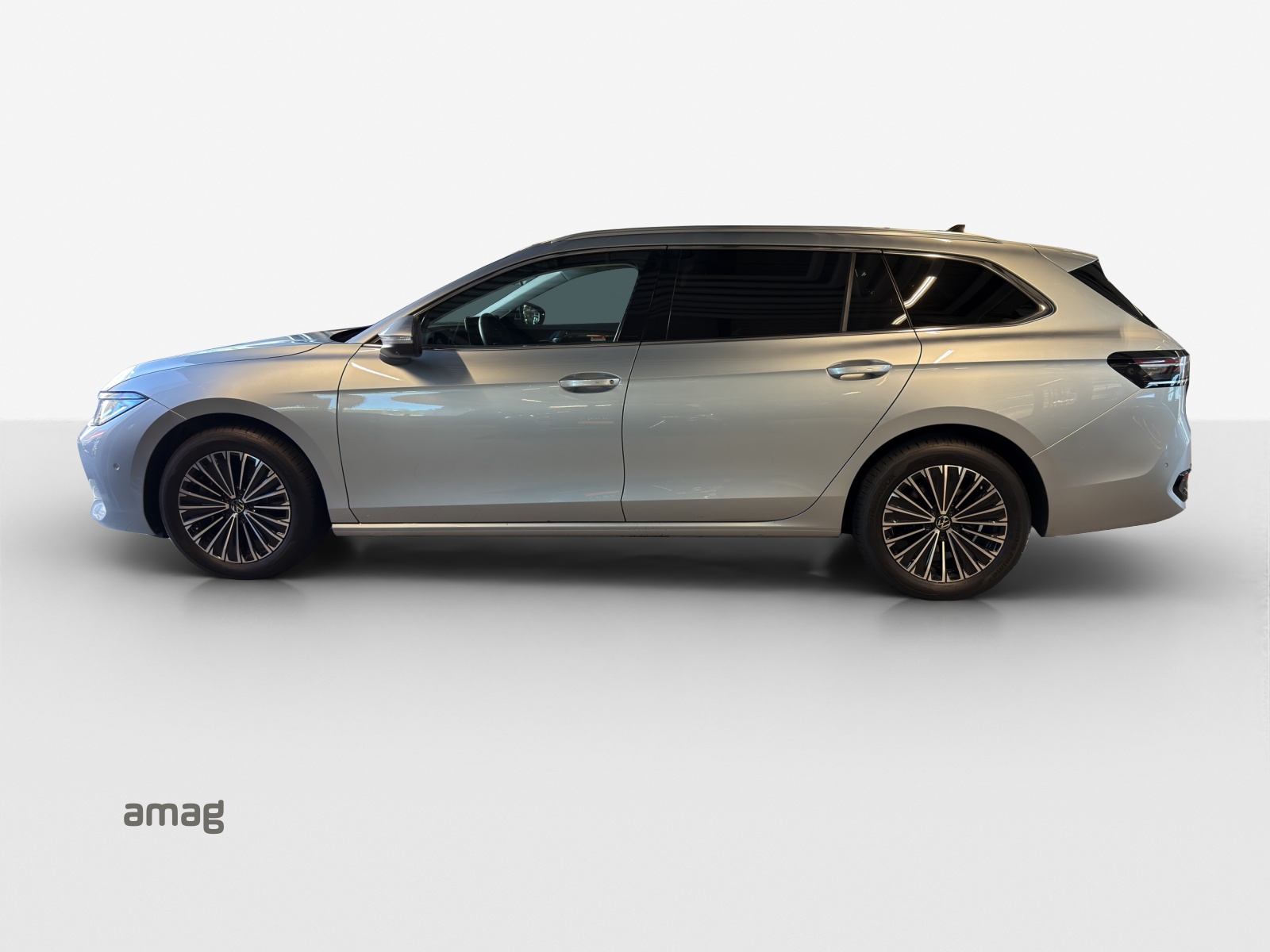 VW Passat Variant 2.0 TDI evo Elegance 4 Motion DSG-image-1