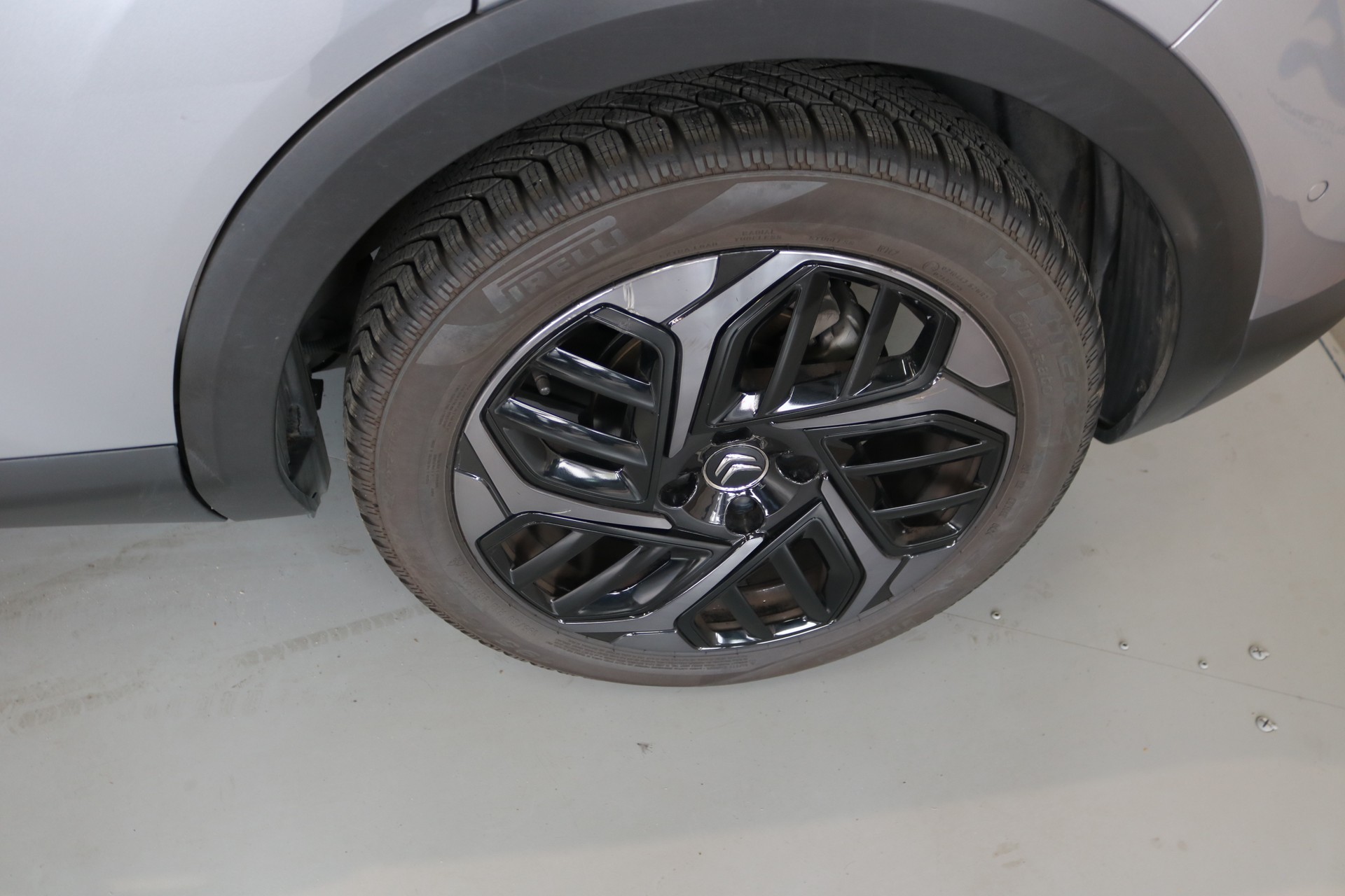 CITROEN C4 Shine EAT8-image-30