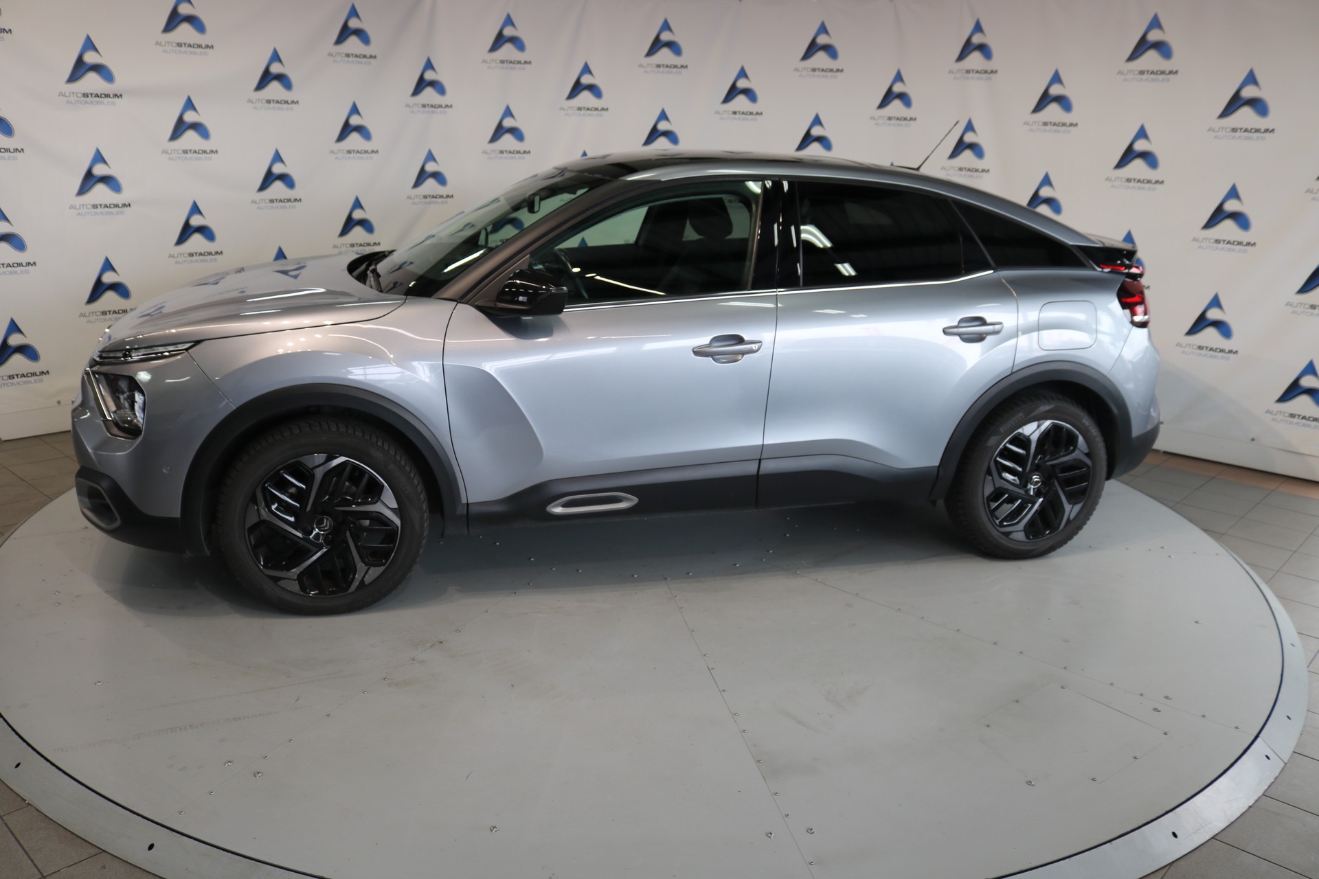 CITROEN C4 Shine EAT8-image-13