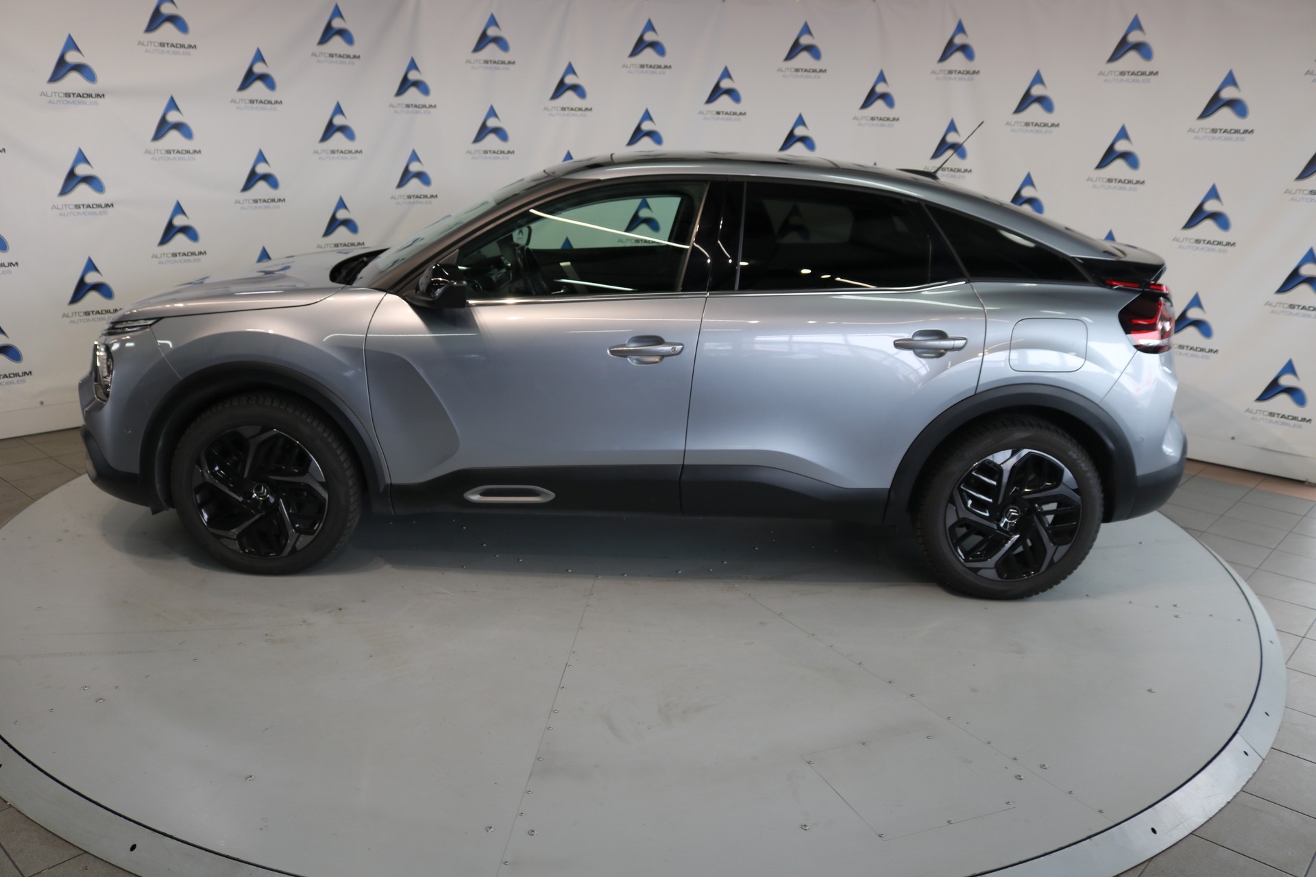 CITROEN C4 Shine EAT8-image-14