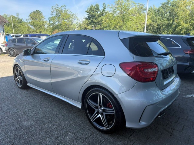 MERCEDES-BENZ A 250 Sport-image-3