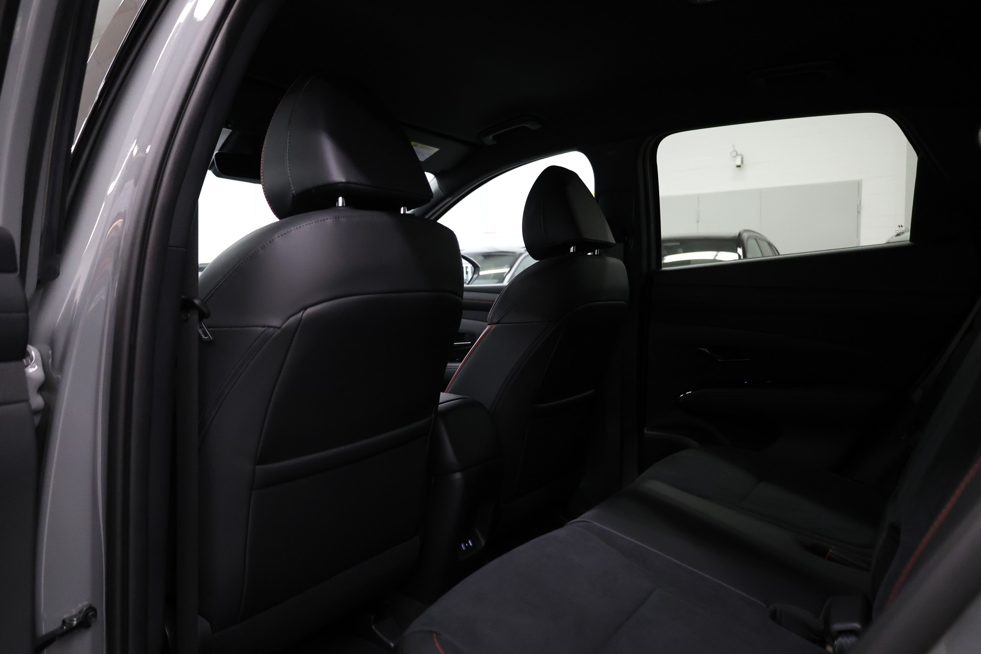 HYUNDAI Tucson 1.6 T-GDi PHEV N-Line 4WD-image-30