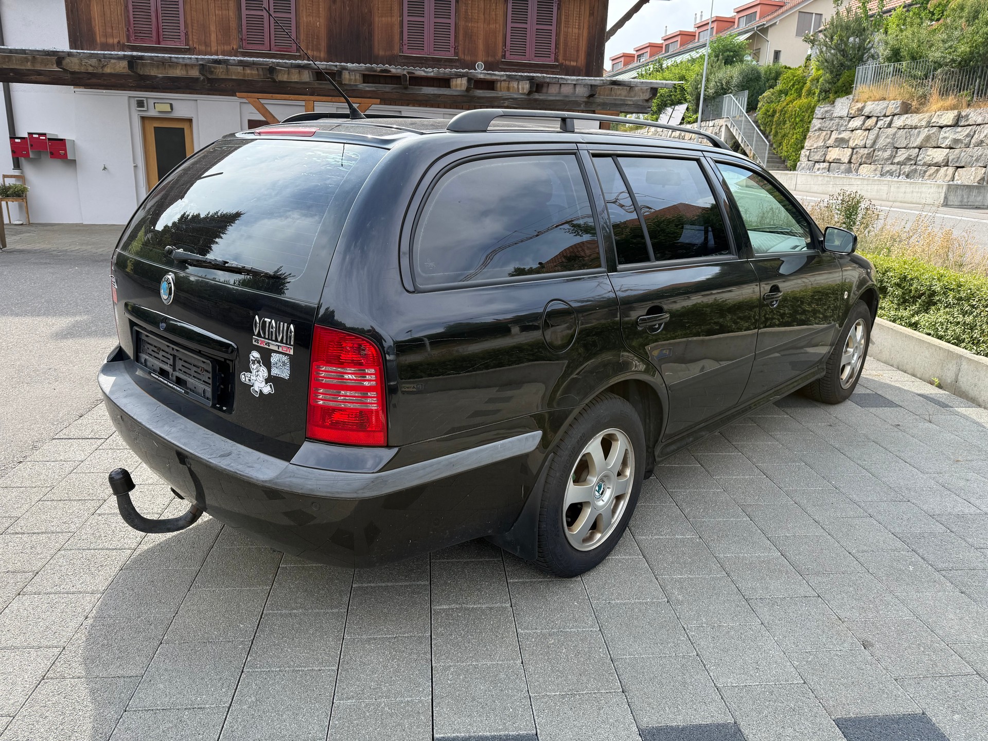 SKODA Octavia 1.9 TDI Ambiente 4x4-image-5