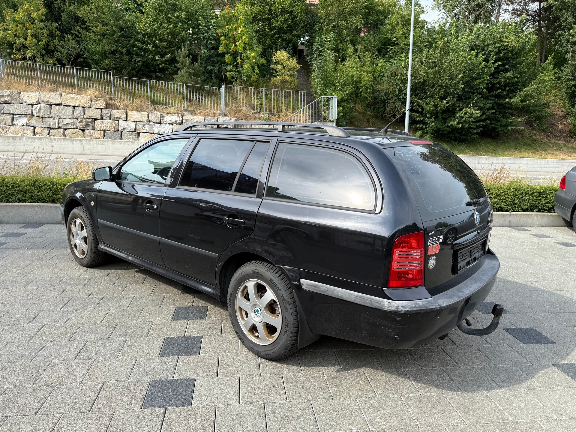 SKODA Octavia 1.9 TDI Ambiente 4x4-image-3