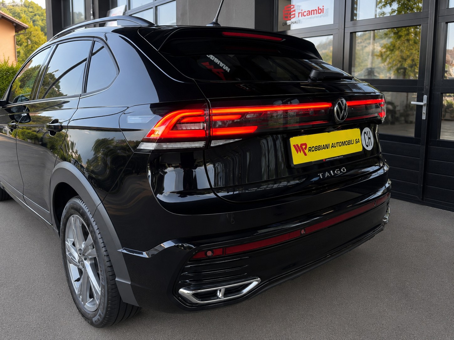 VW Taigo 1.0 TSI R-Line DSG-image-3