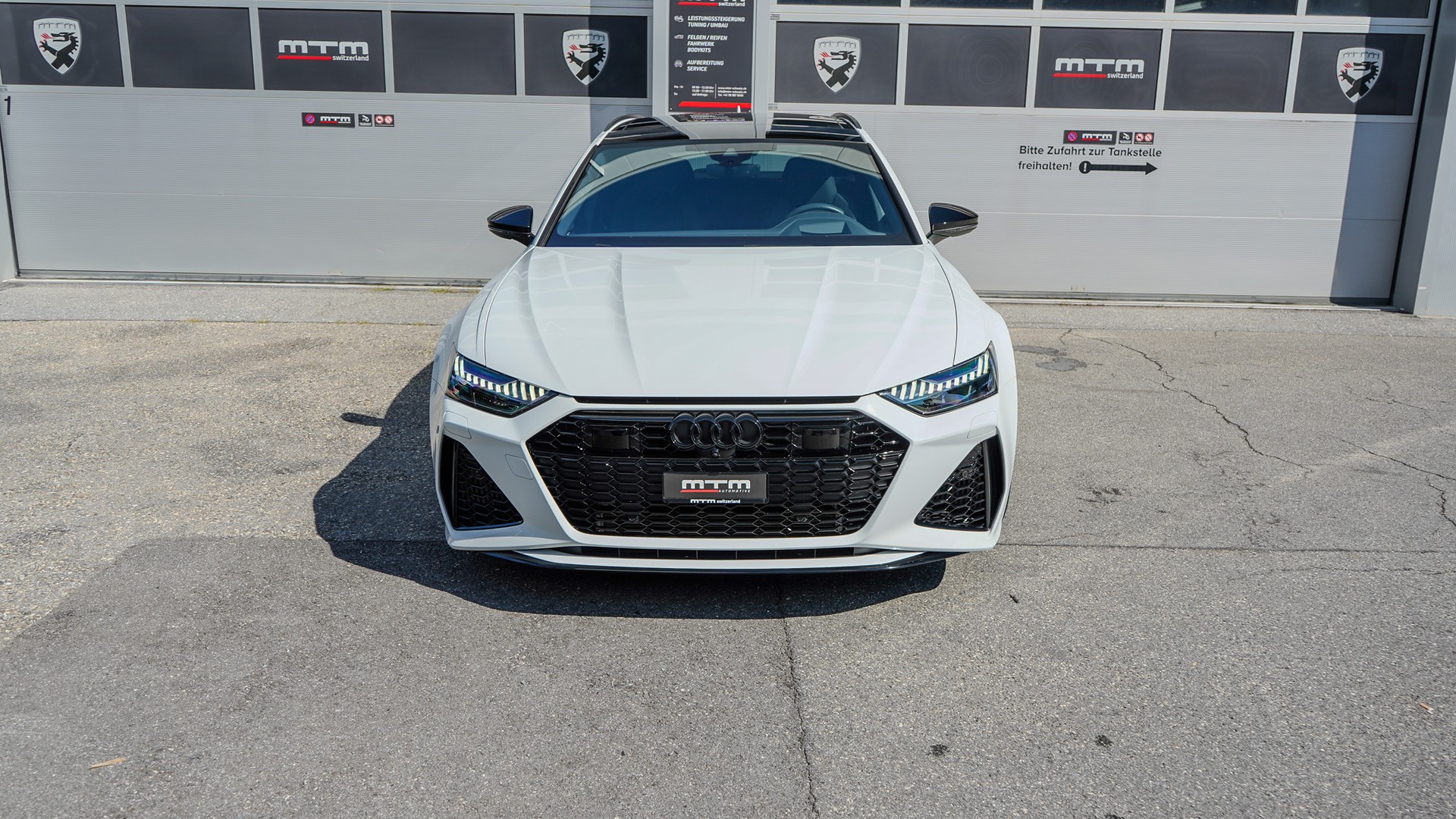 AUDI MTM 4.0 V8 TFSI quattro ***MTM STAGE 4 1001PS STRASSENZUGELASSEN / KERAMIK BREMSANLAGE***-image-6