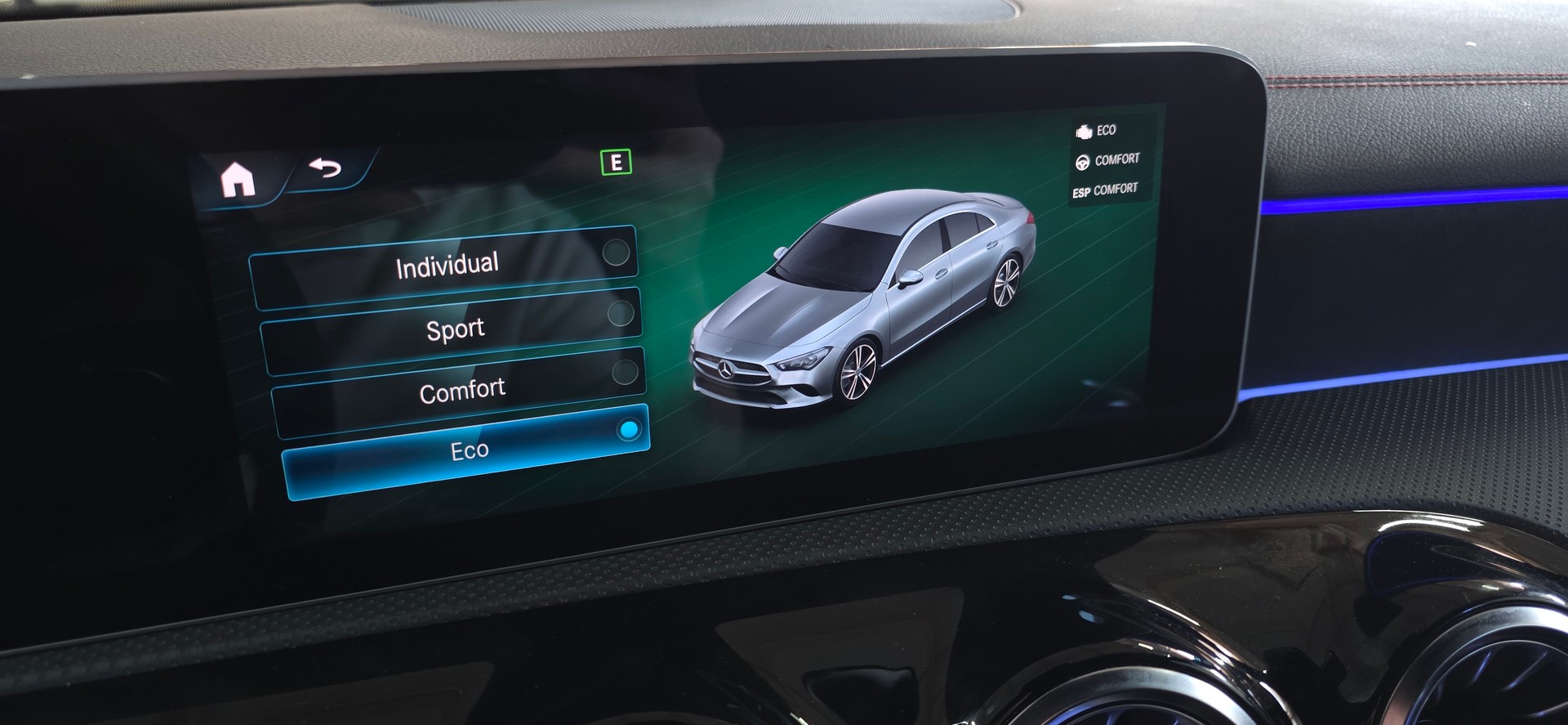 MERCEDES-BENZ CLA 250 AMG Line 7G-DCT *SpurhalteAssistens*360°Kamera*Ambientebeleuchtung*Sitzheizung*-image-17
