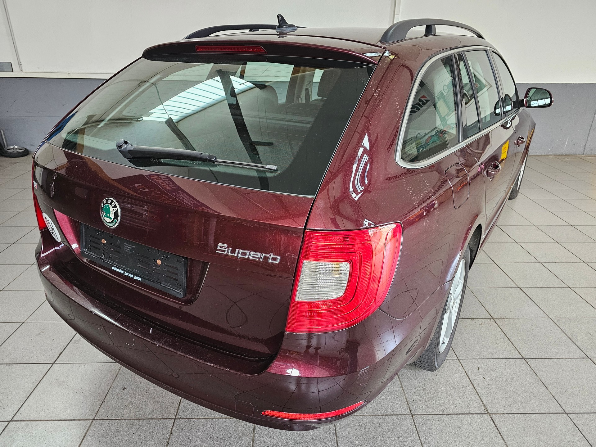 SKODA Superb Combi 1.8 TSI Elegance DSG-image-6