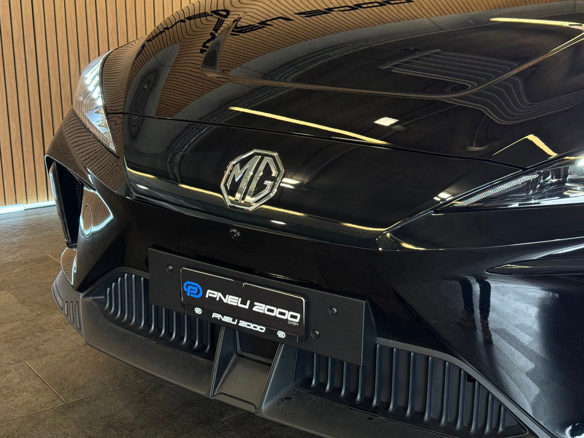 MG 4 EV 64kWh Premium *Facelift* 452KM Reichweite-image-2