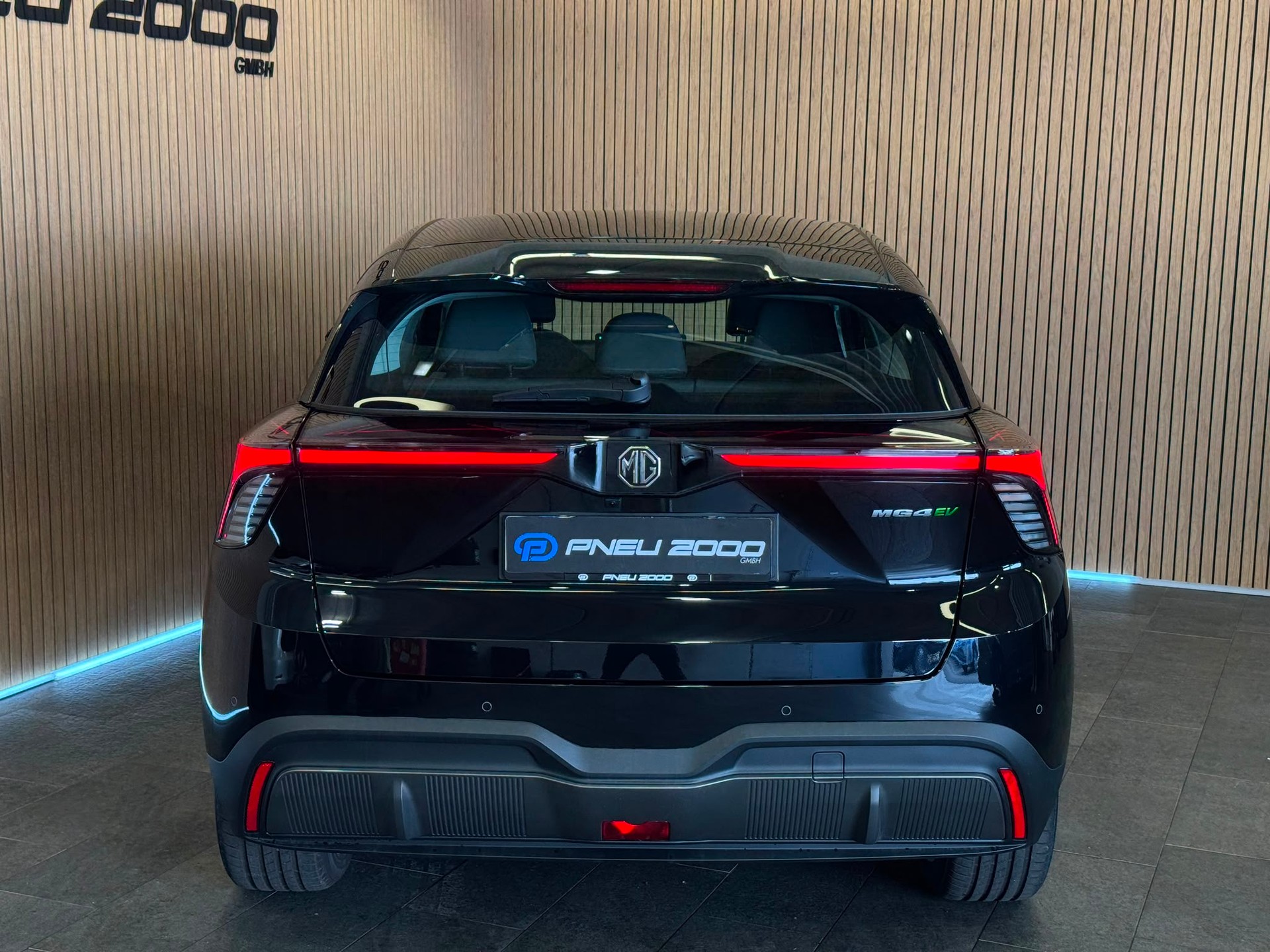 MG 4 EV 64kWh Premium *Facelift* 452KM Reichweite-image-6