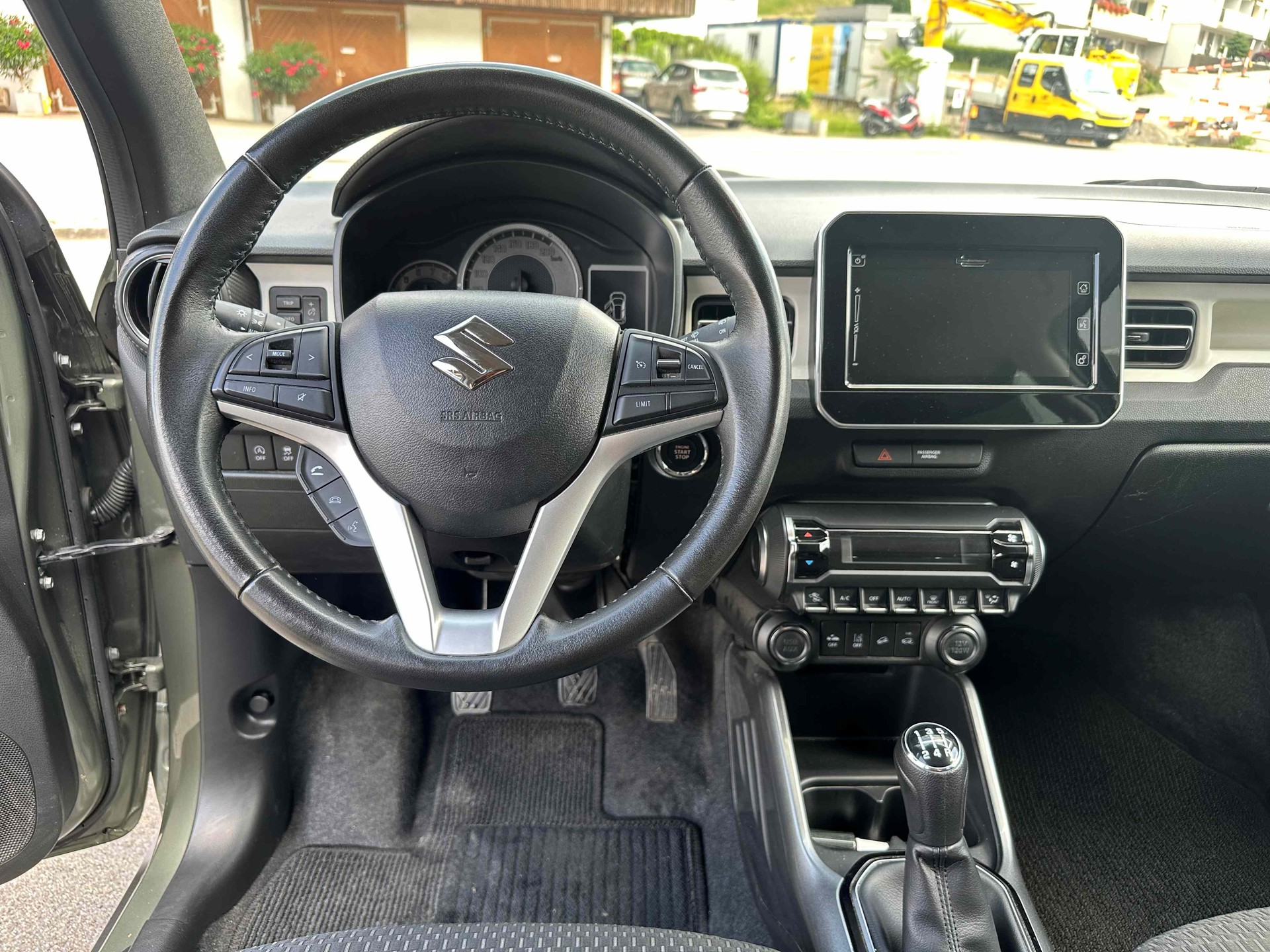 SUZUKI Ignis 1.2 Compact+ Hybrid 4x4-image-12