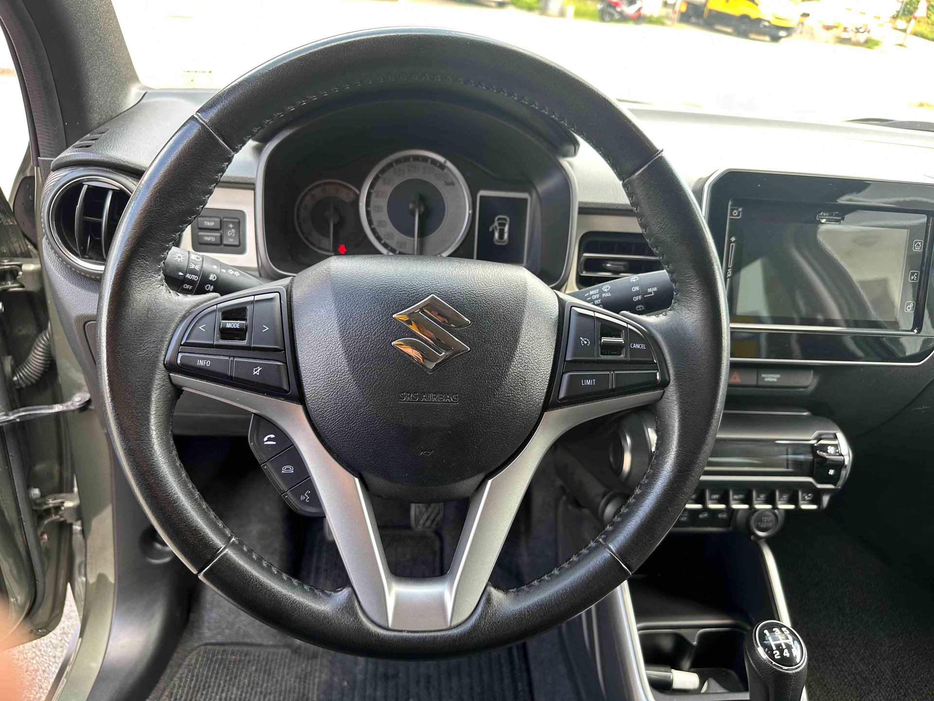 SUZUKI Ignis 1.2 Compact+ Hybrid 4x4-image-13