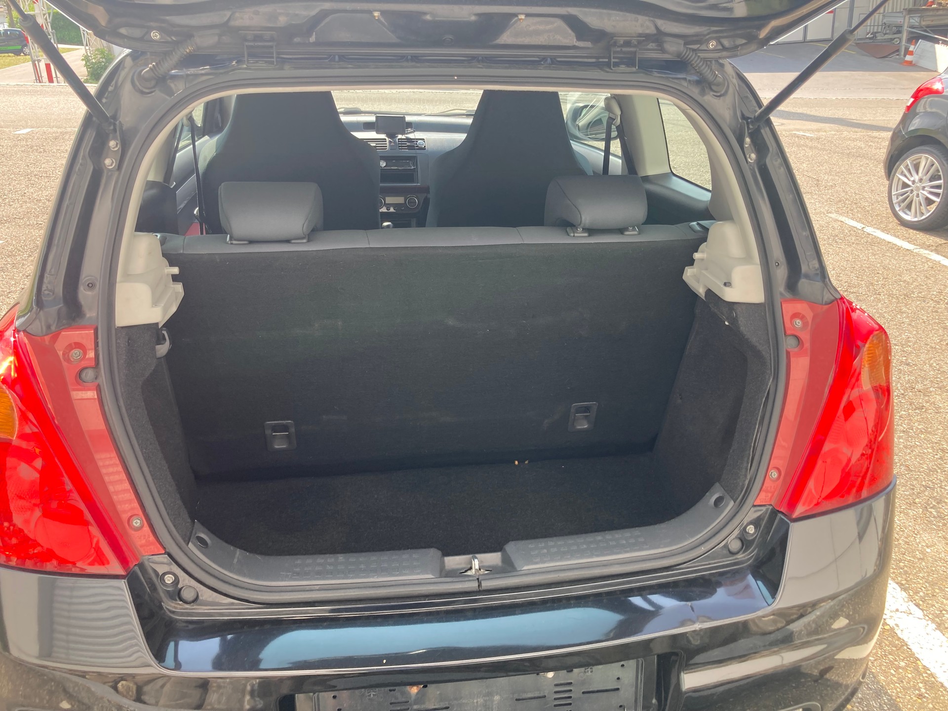 SUZUKI 1.6 16V Sport-image-4
