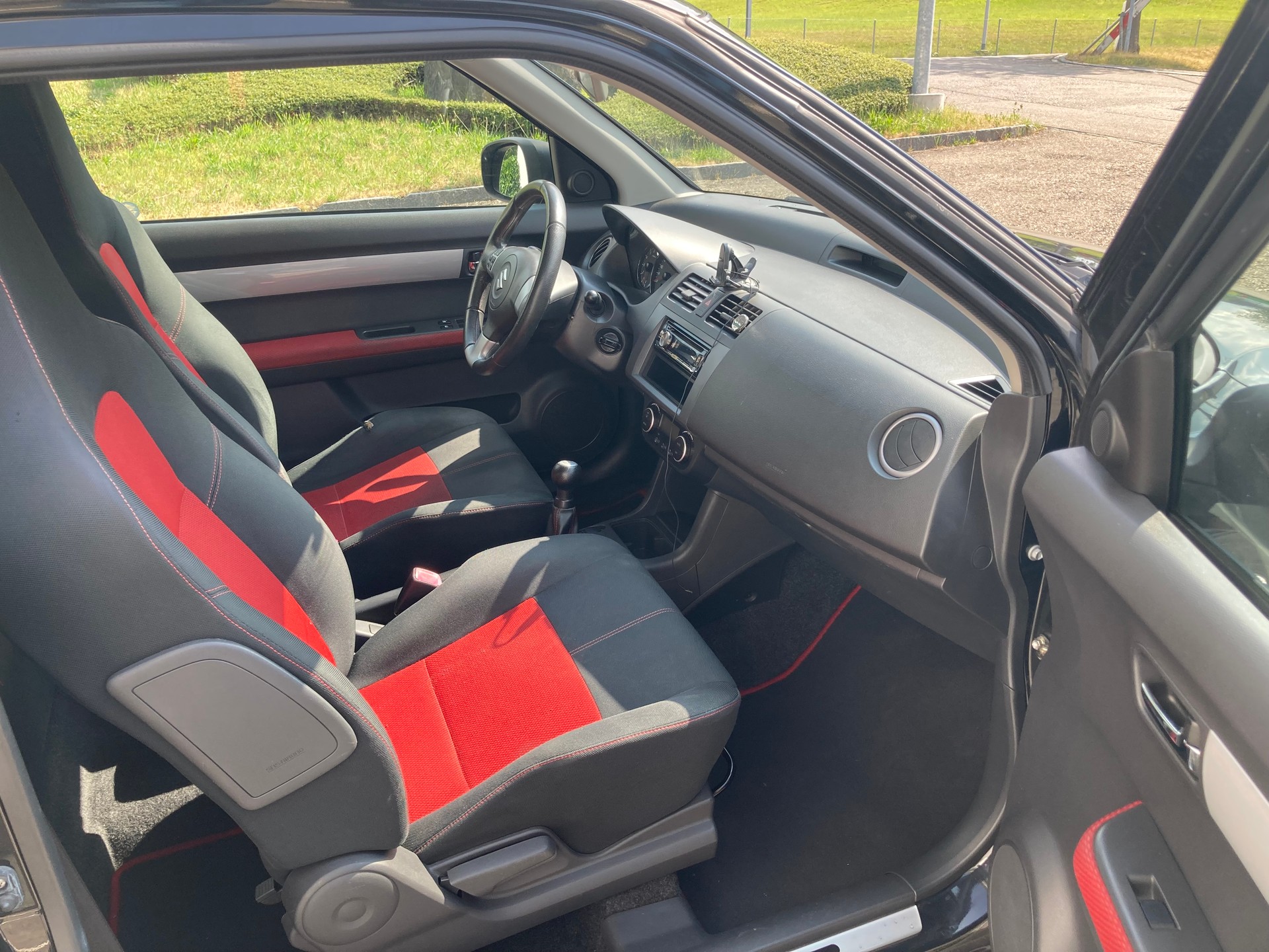 SUZUKI 1.6 16V Sport-image-2