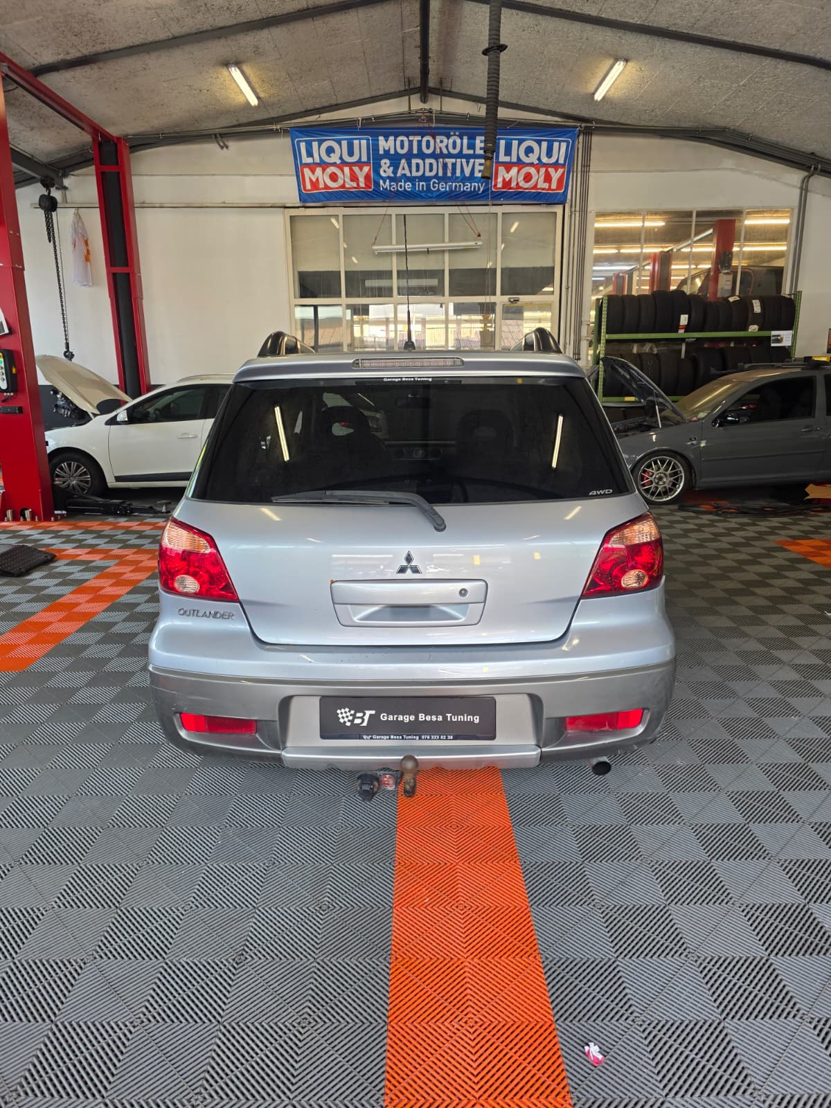 MITSUBISHI Outlander 2.4 16V Intense-showroom-element-2