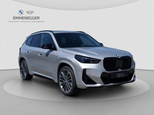 BMW X1 M35i xDrive-showroom-element-2