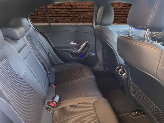 MERCEDES-BENZ A 180 d Night Star-image-11