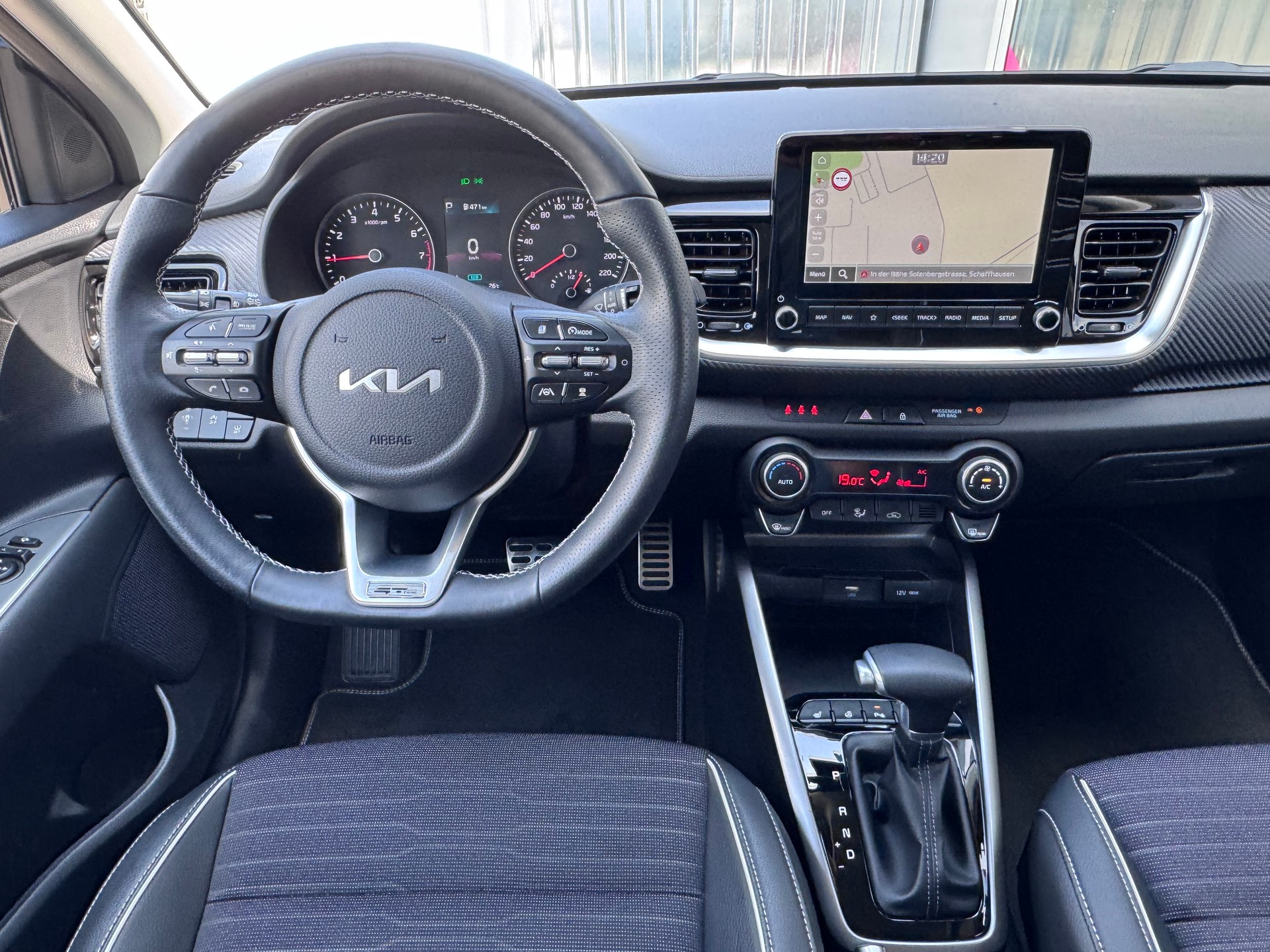 KIA Stonic 1.0 T-GDI MHEV GT-Line+Automat+Navi+Rückfahrkamera+ACC+LED Scheinwerfer+Sitz-/Lenkradheizung+AHK mit 900 kg+Winteräder+-image-11