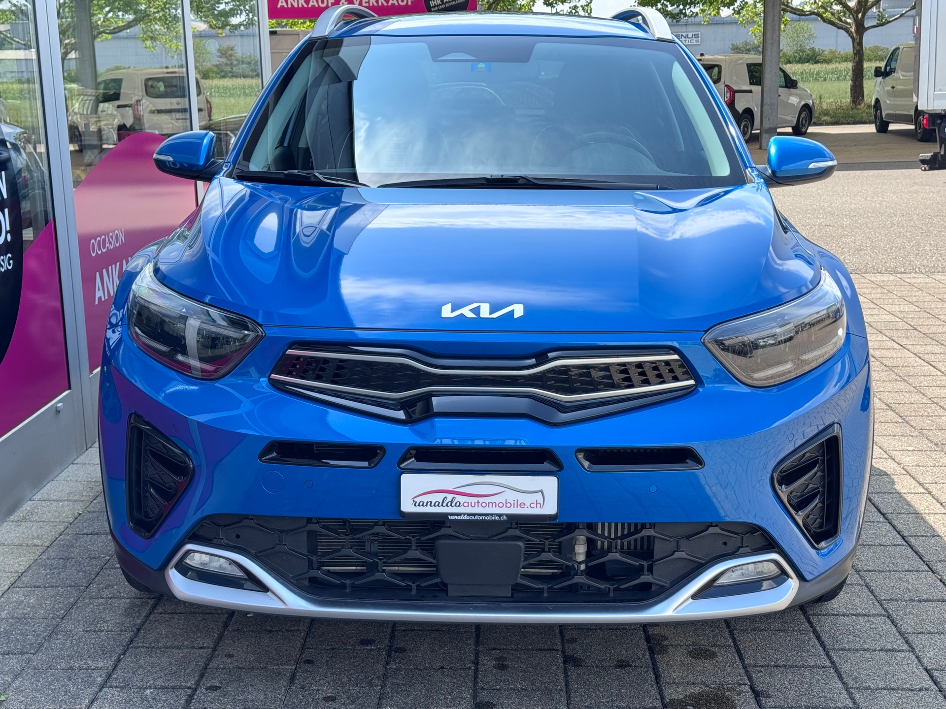 KIA Stonic 1.0 T-GDI MHEV GT-Line+Automat+Navi+Rückfahrkamera+ACC+LED Scheinwerfer+Sitz-/Lenkradheizung+AHK mit 900 kg+Winteräder+-image-2