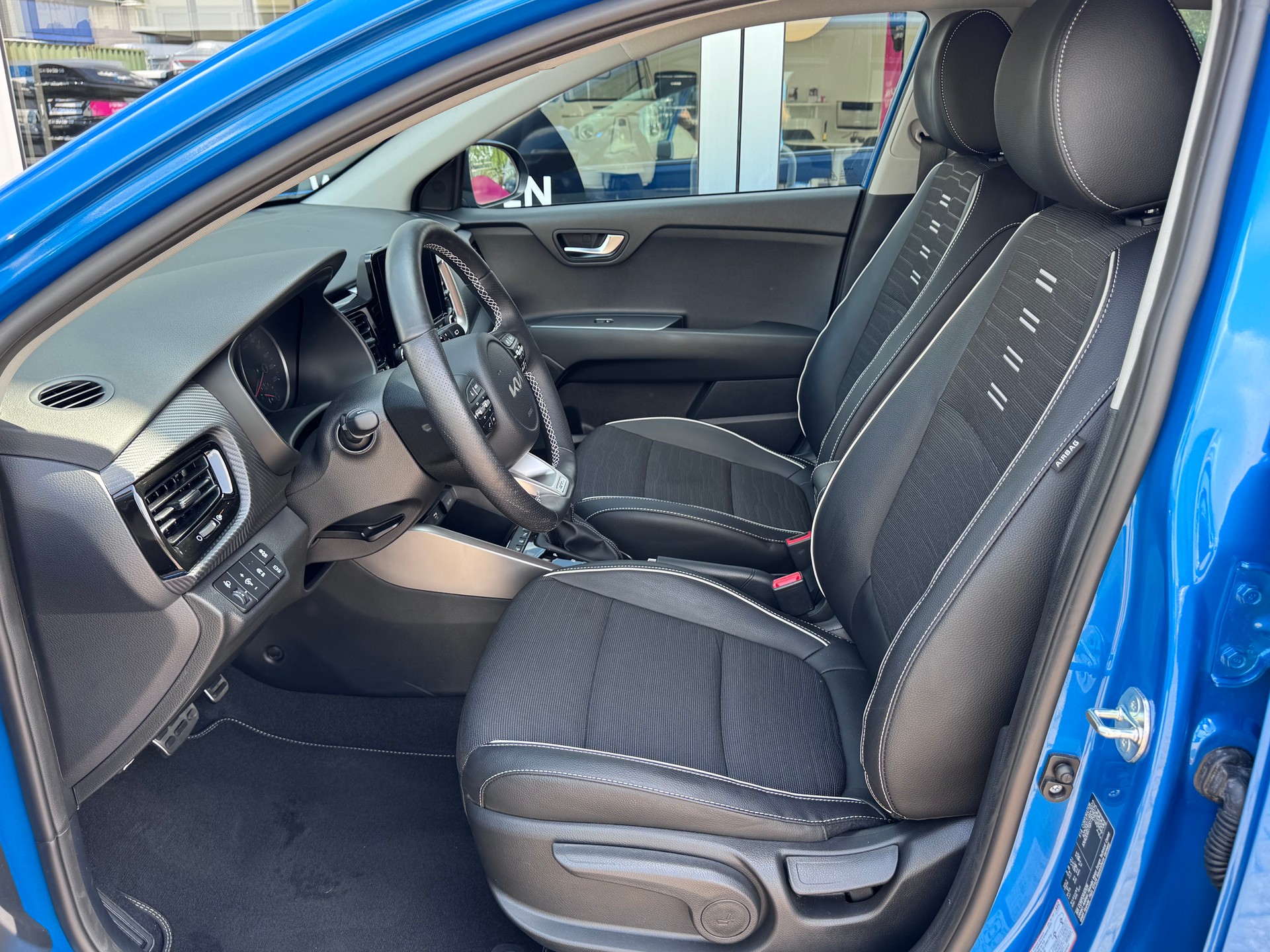 KIA Stonic 1.0 T-GDI MHEV GT-Line+Automat+Navi+Rückfahrkamera+ACC+LED Scheinwerfer+Sitz-/Lenkradheizung+AHK mit 900 kg+Winteräder+-image-8
