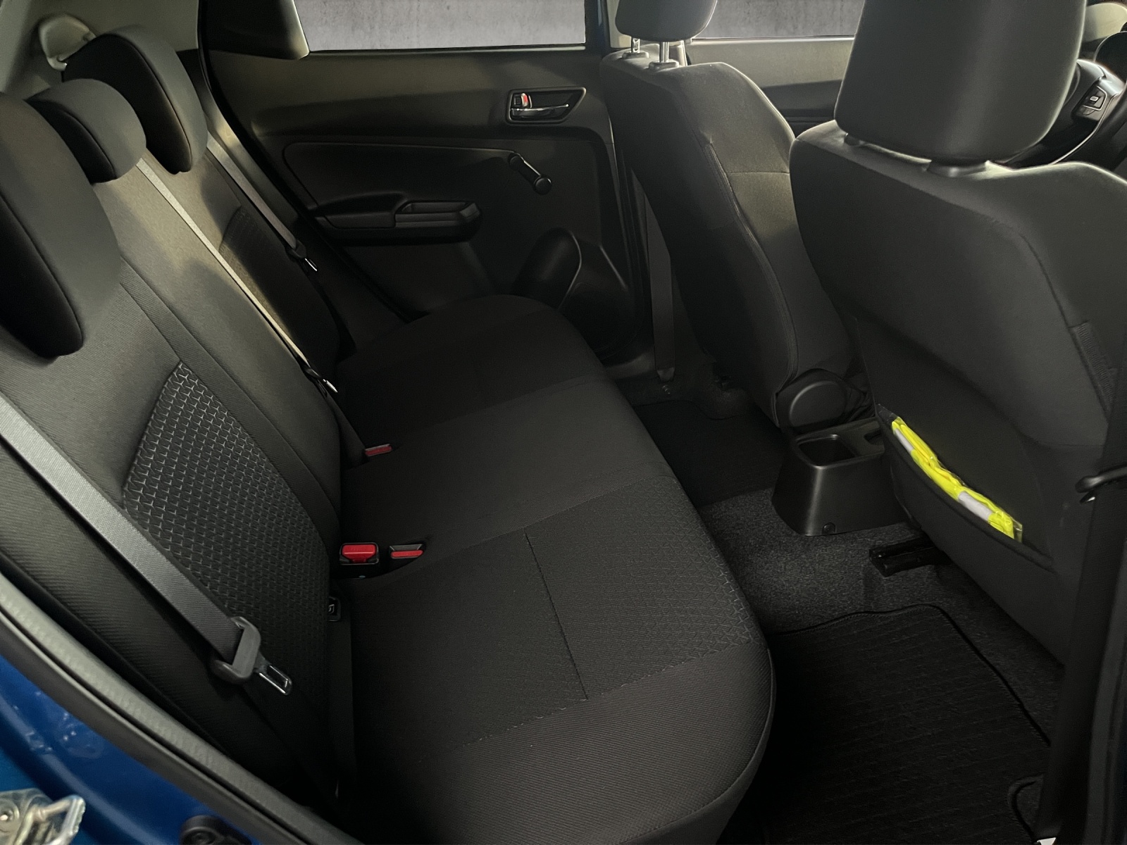 SUZUKI Swift 1.2 Compact+ Hybrid 4x4-image-13