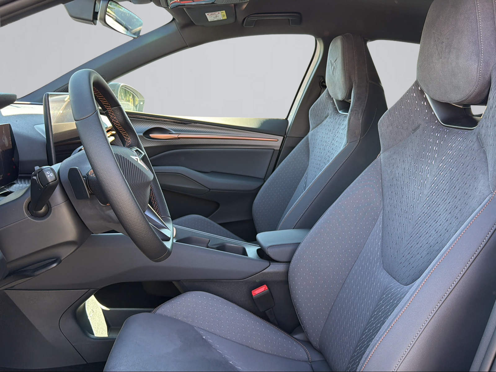 CUPRA Raval 52 kWh Dynamic Launch Edition-image-7