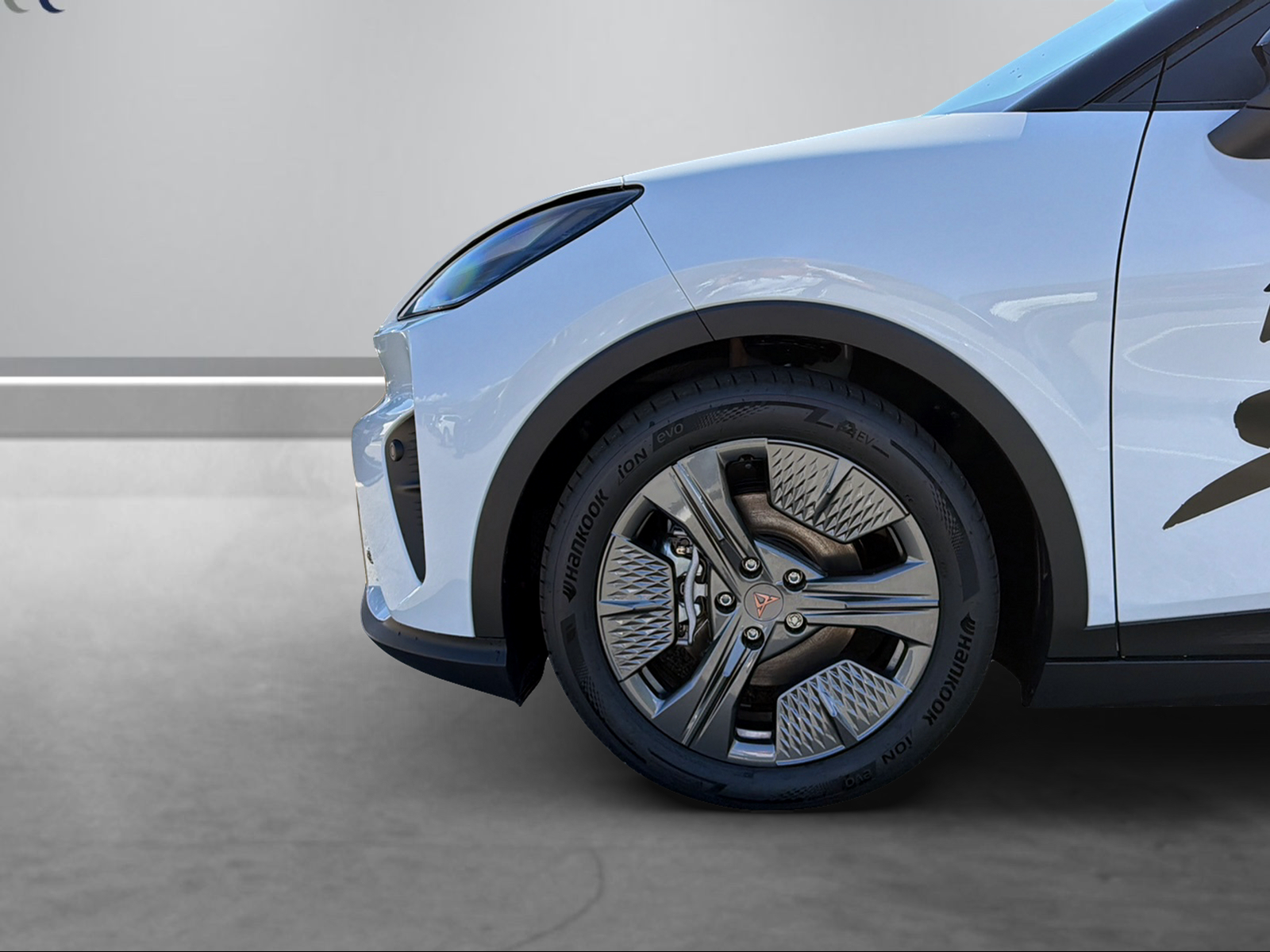 CUPRA Raval 52 kWh Dynamic Launch Edition-image-2