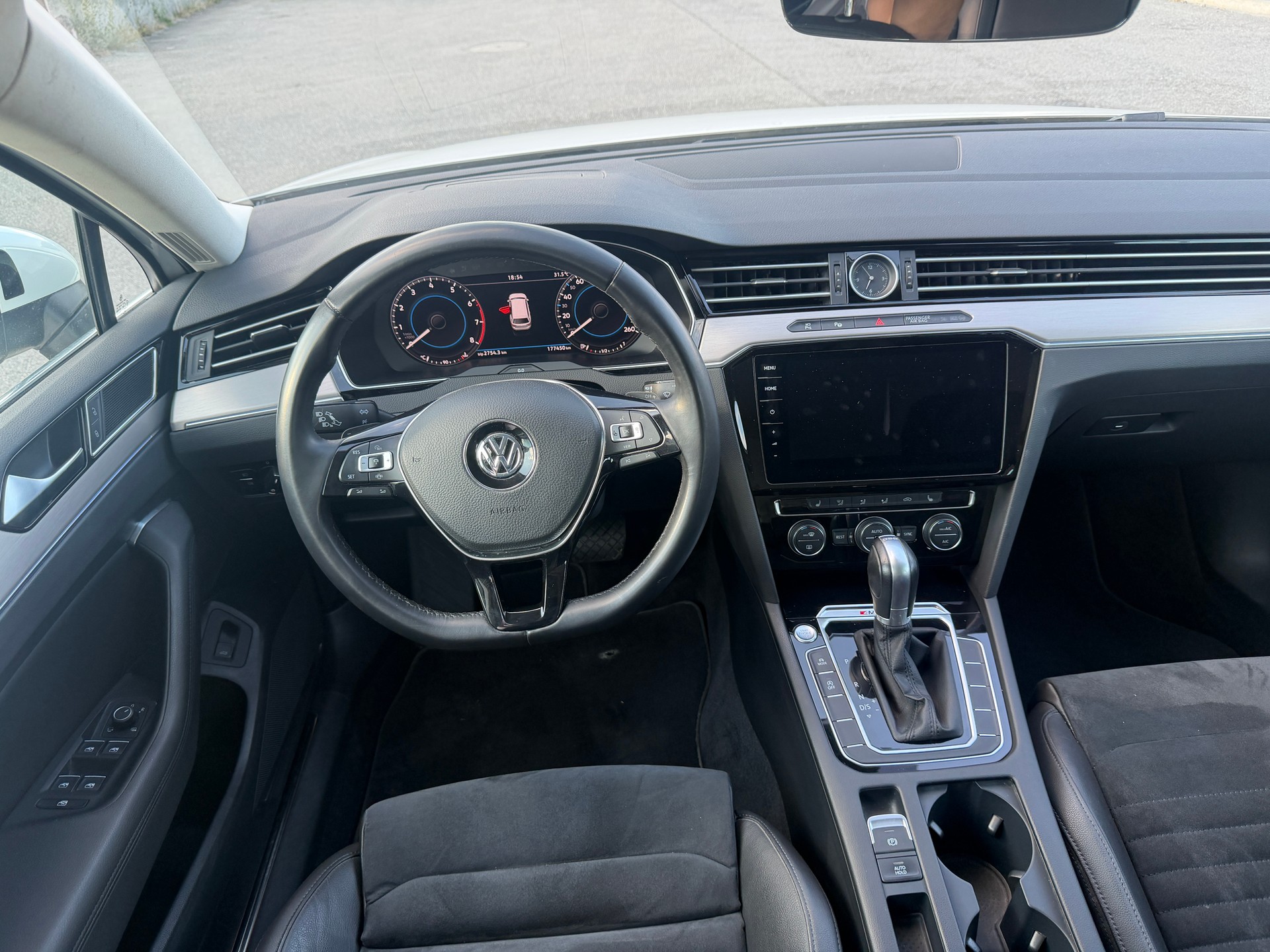 VW Passat Variant 2.0 TSI BMT Highline 4Motion DSG-image-6