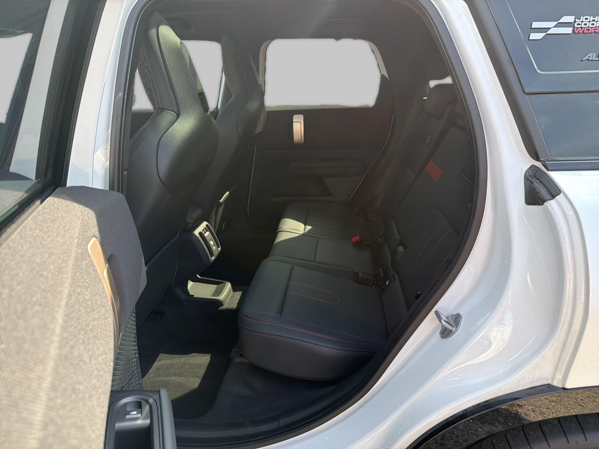 MINI John Cooper Works Countryman ALL4-image-16