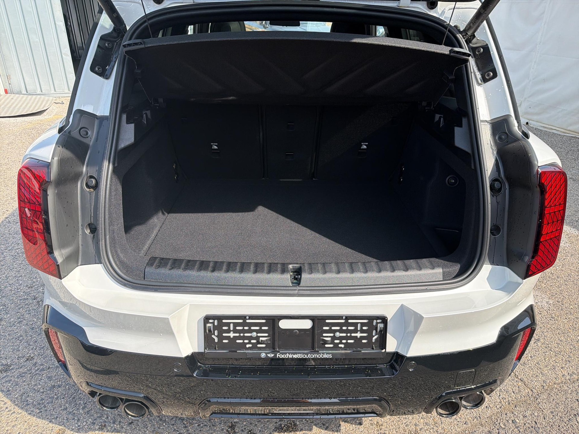 MINI John Cooper Works Countryman ALL4-image-15