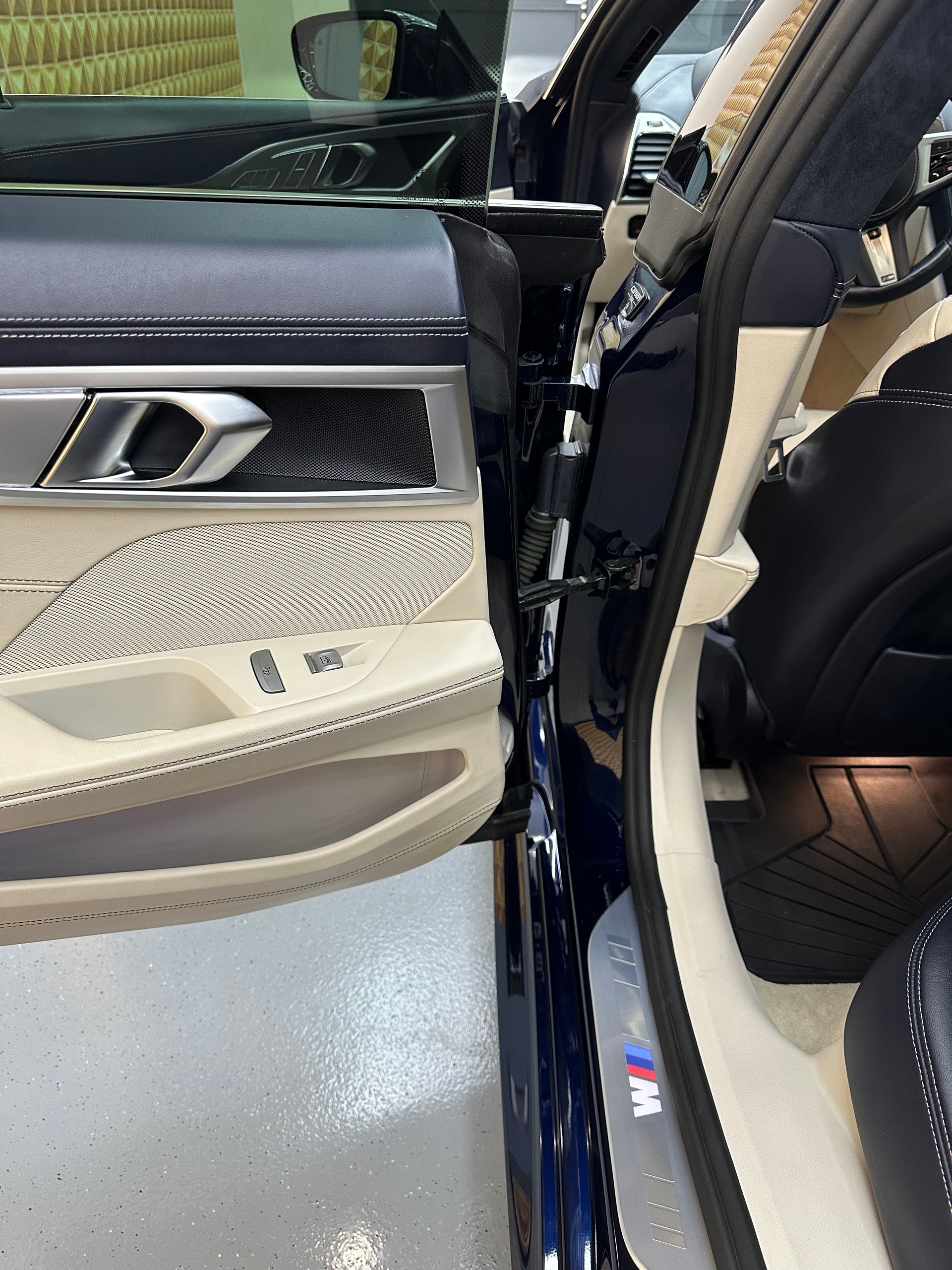 BMW 840i xDrive Steptronic-image-8