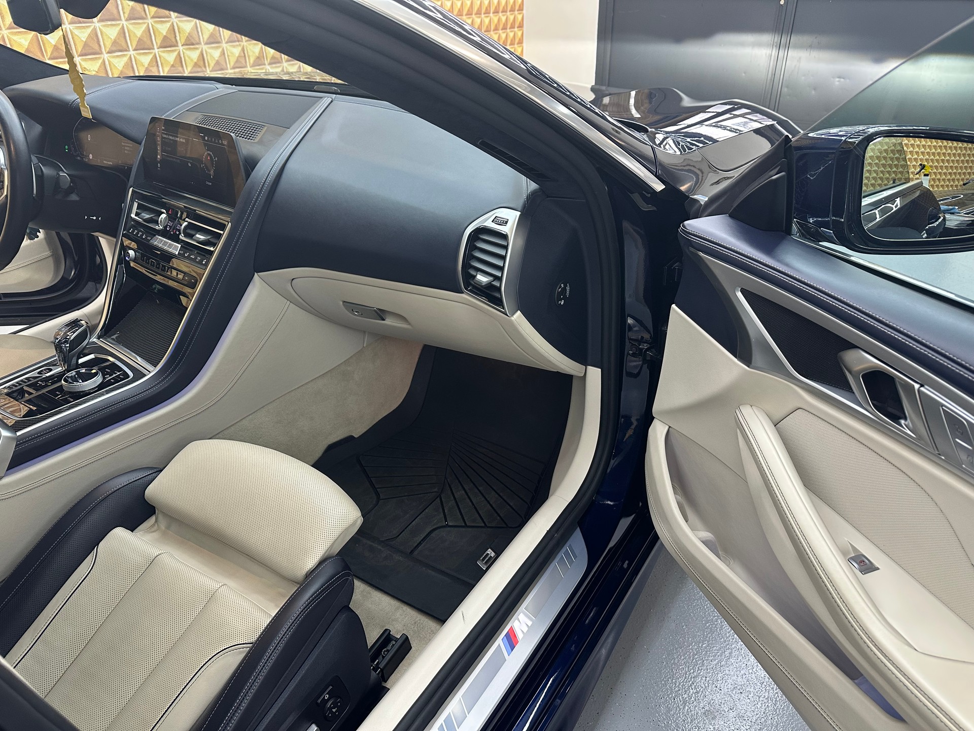 BMW 840i xDrive Steptronic-image-7