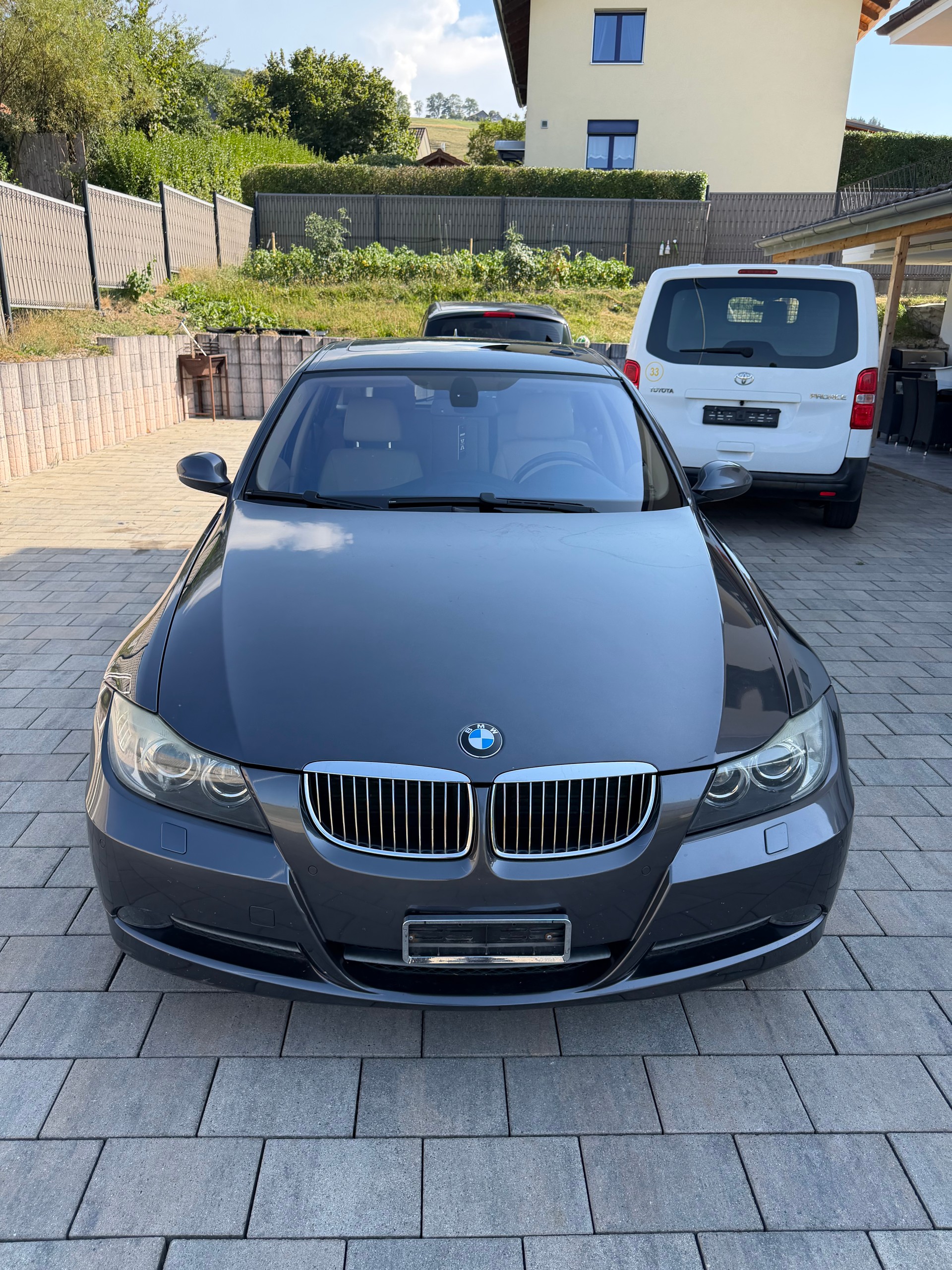 BMW 330i Touring Steptronic-image-0