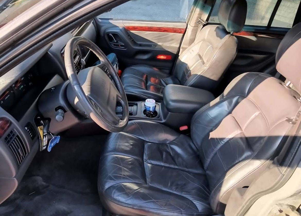 JEEP 4.7 V8 Limited-image-4