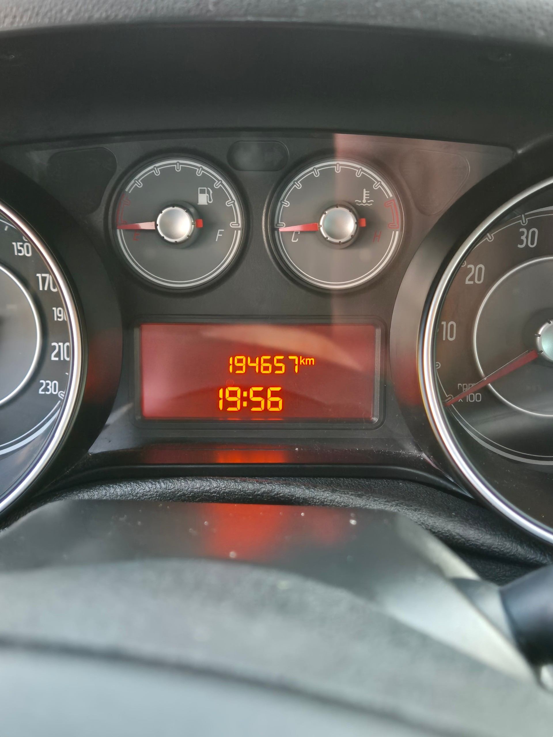 FIAT Punto 0.9 Twinair Pop Star-image-11