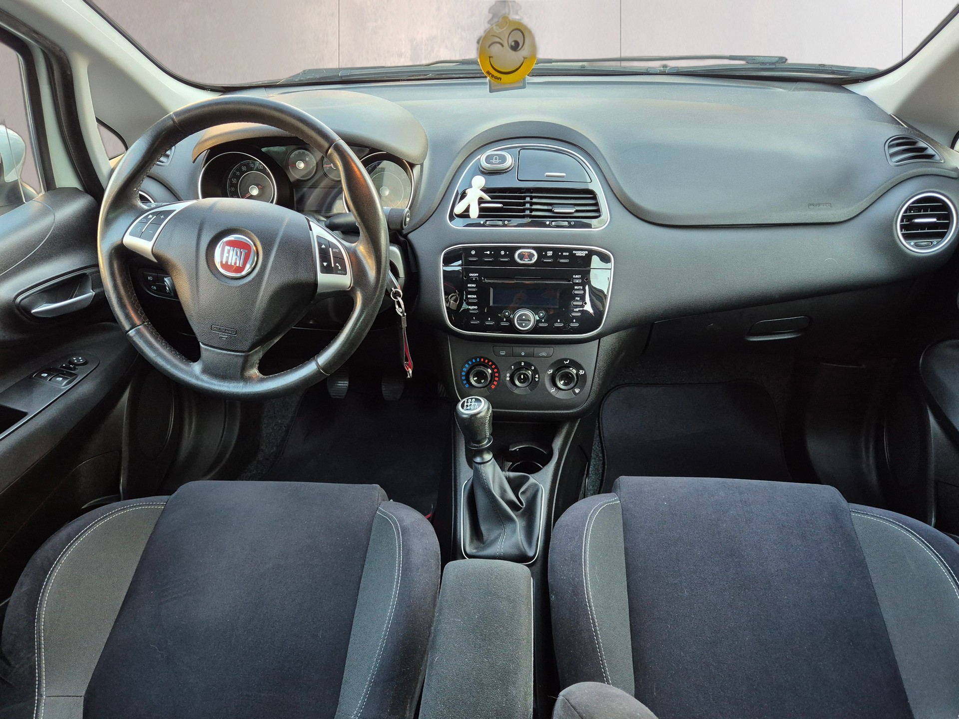 FIAT Punto 0.9 Twinair Pop Star-image-9