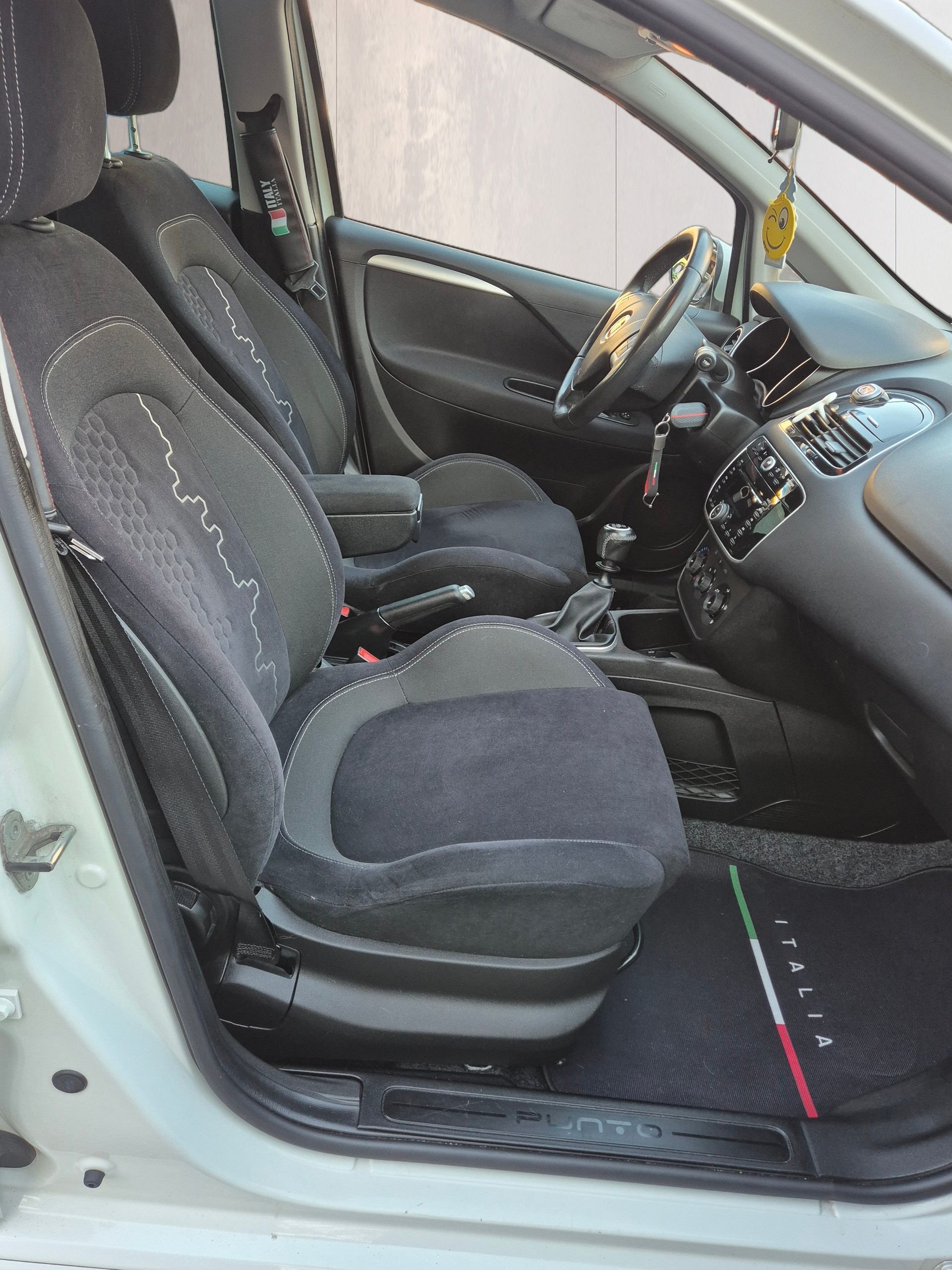 FIAT Punto 0.9 Twinair Pop Star-image-7