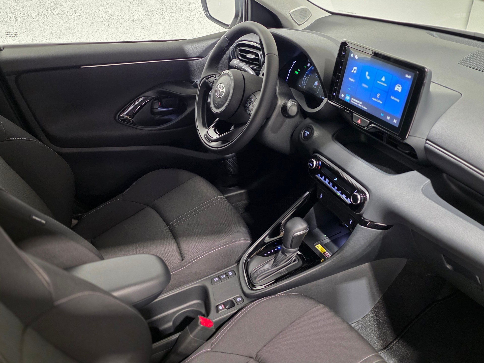 TOYOTA TOYOTA 1,5 VVT-i HSD CVT Teamplayer-image-19