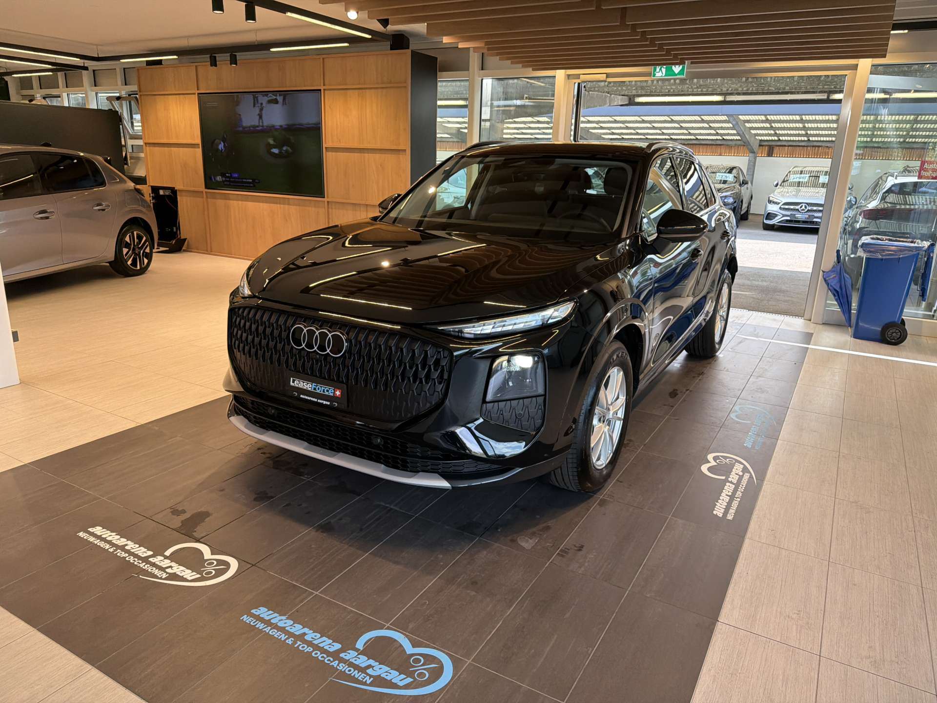 AUDI Q3 TFSi quattro S-Tronic Automat 204PS-image-0