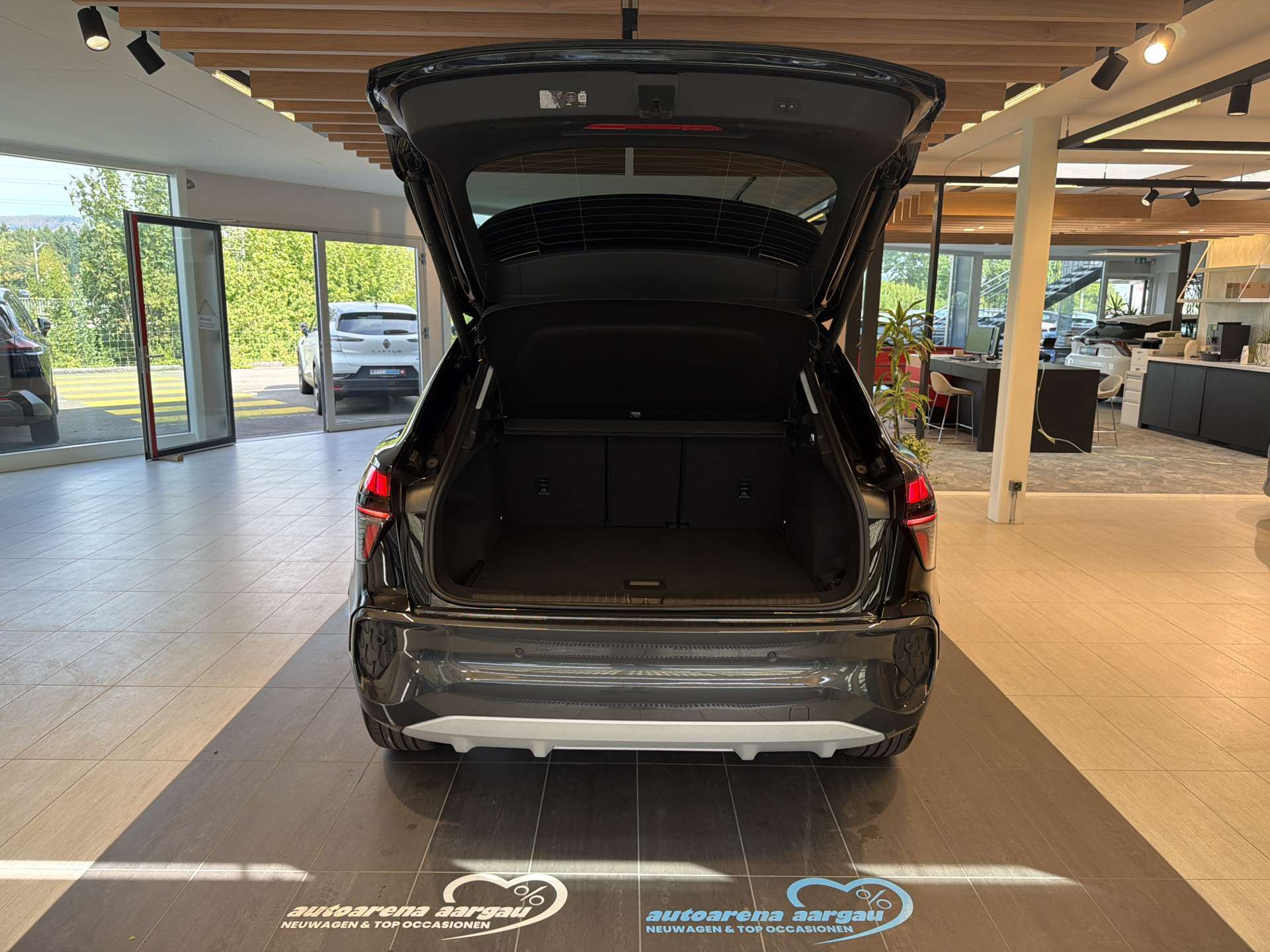 AUDI Q3 TFSi quattro S-Tronic Automat 204PS-image-7