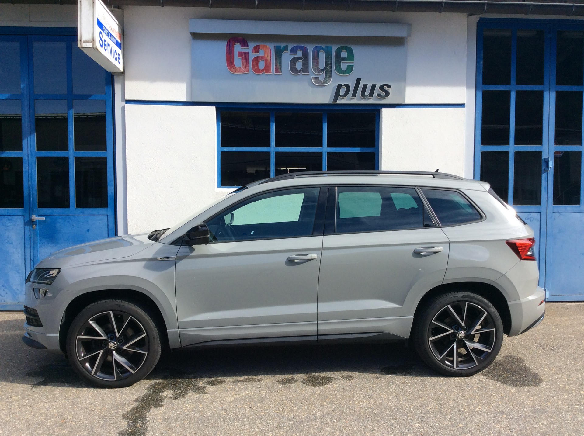 SKODA Karoq 2.0 TDI CR SportLine 4x4 DSG-image-1